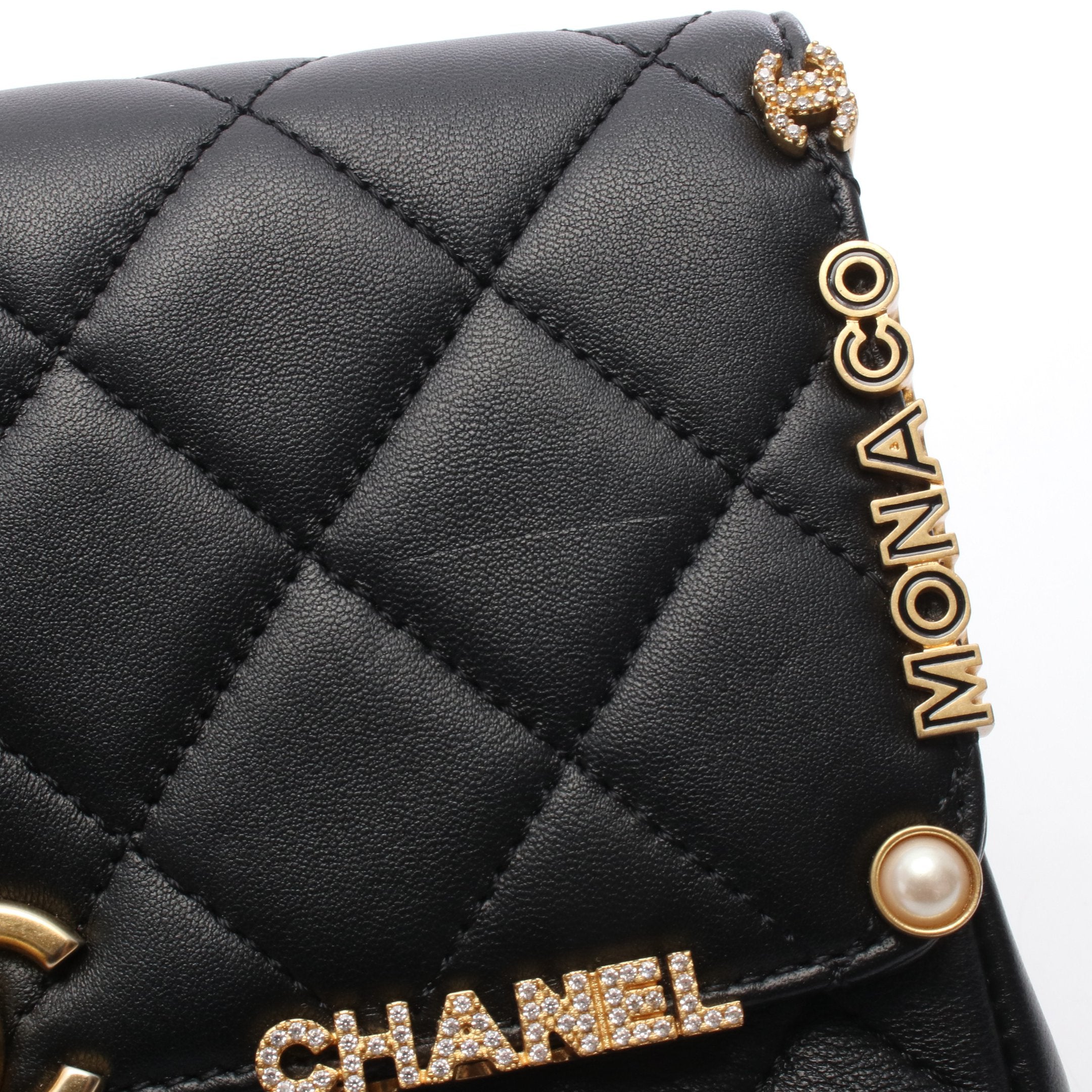【新品同様】　シャネル　マトラッセ  フラップバッグ　チェーンショルダー CHANEL（シャネル） 【新品同様】シャネル マトラッセ チェーン