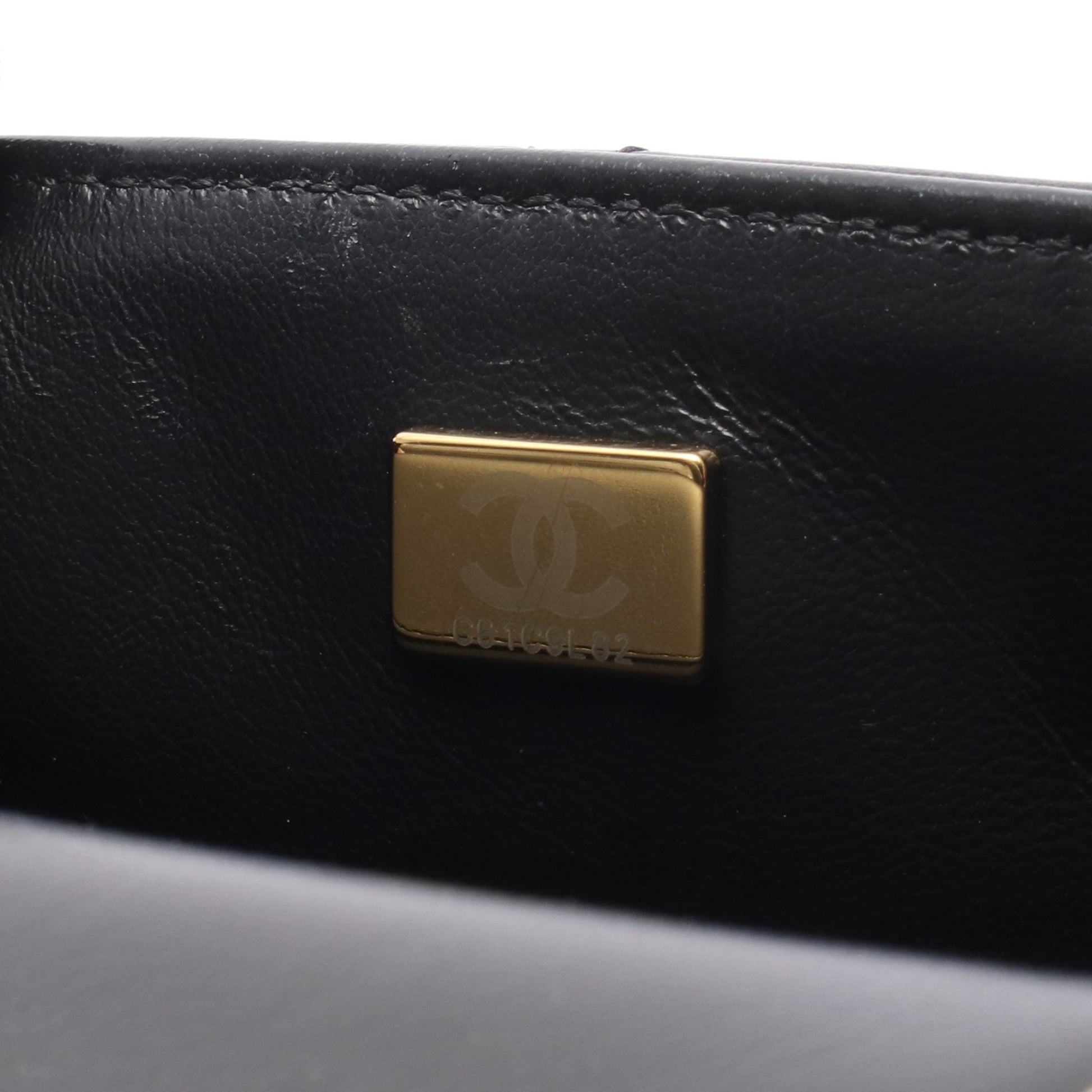 ミニ フラップ バッグ マトラッセ チェーンショルダーバッグ レザー ブラック ゴールド金具 シャネル バッグ CHANEL