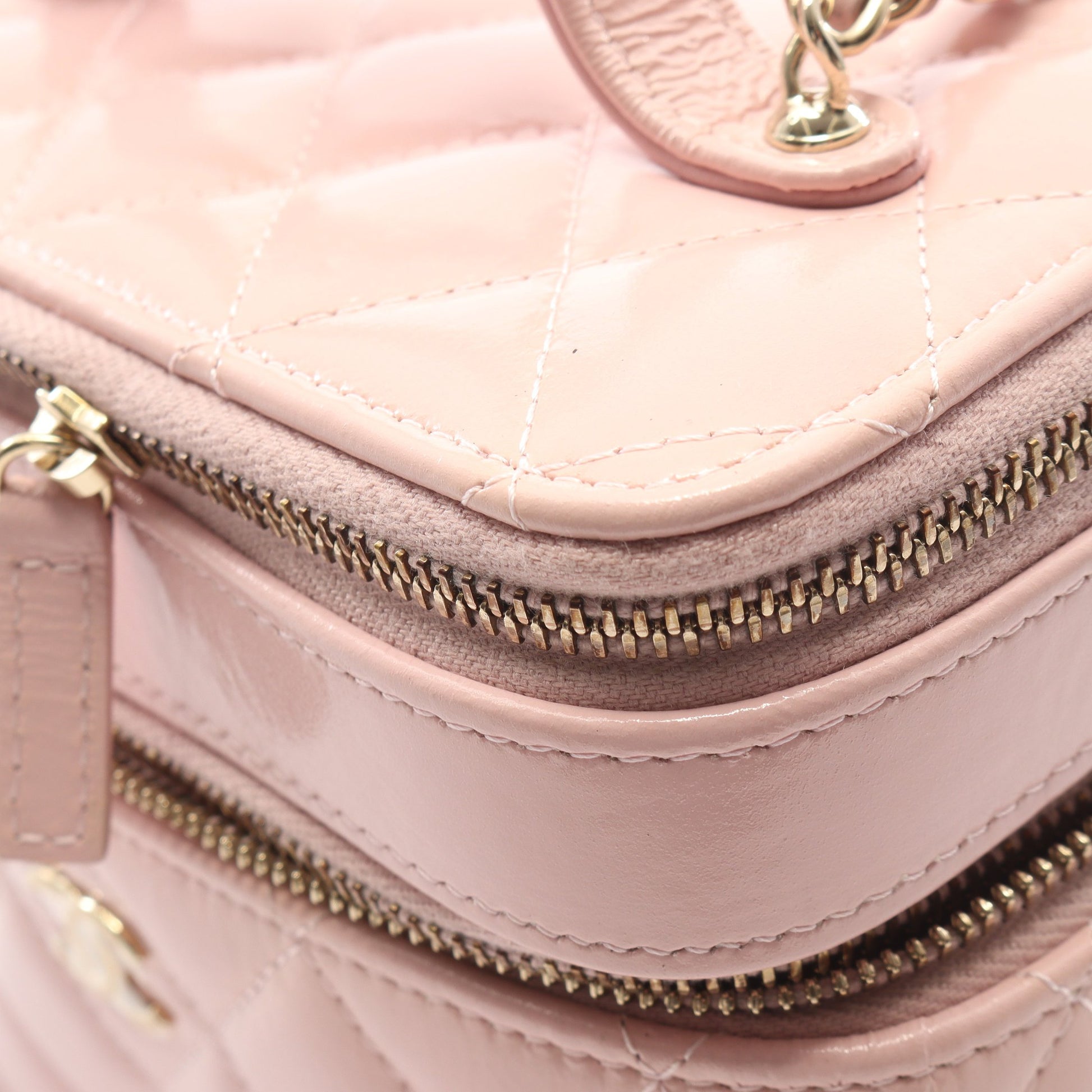 マトラッセ バニティ 2WAY チェーンショルダーバッグ レザー ライトピンク ゴールド金具 シャネル バッグ CHANEL