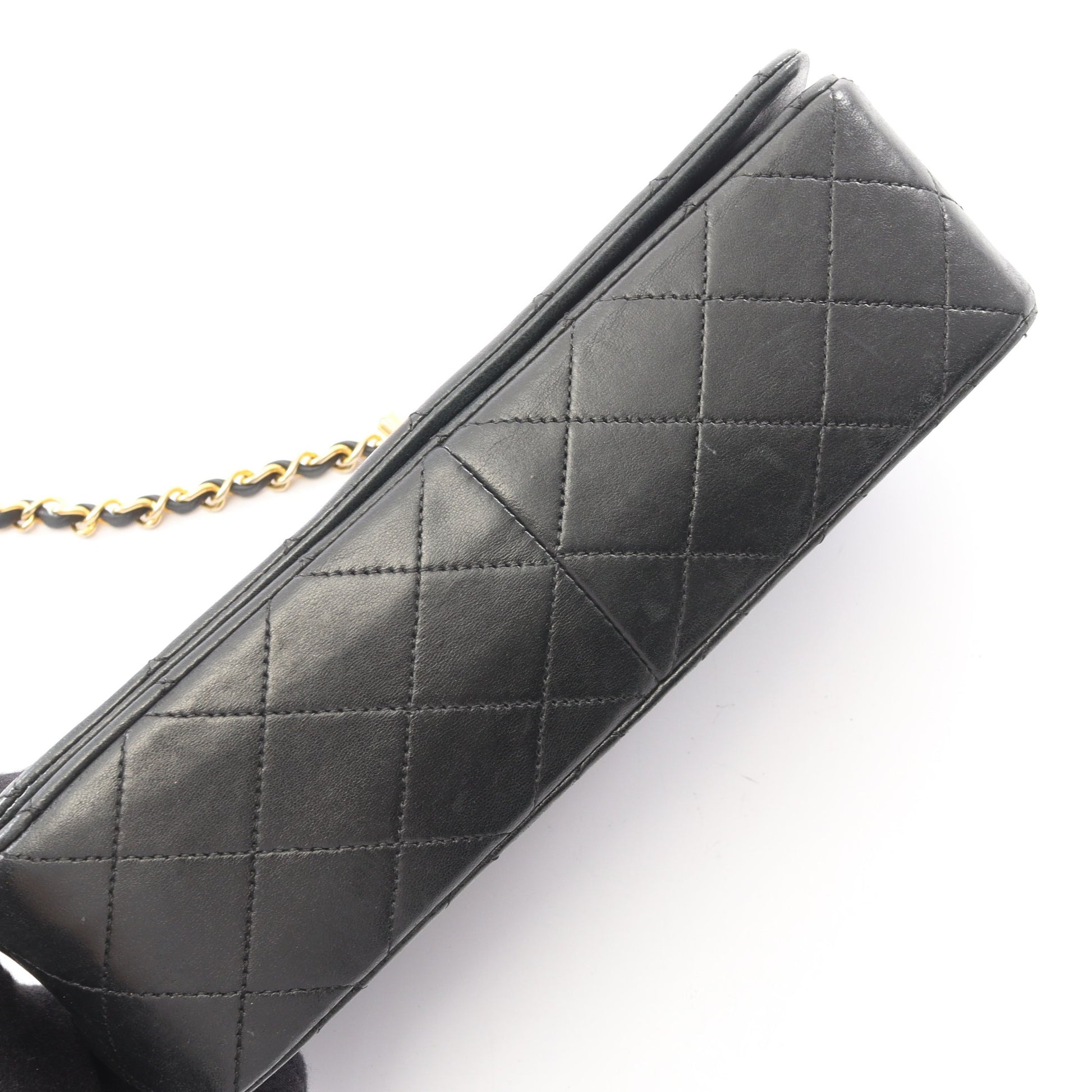 フルフラップ マトラッセ チェーンショルダーバッグ ラムスキン ブラック ゴールド金具 シャネル バッグ CHANEL
