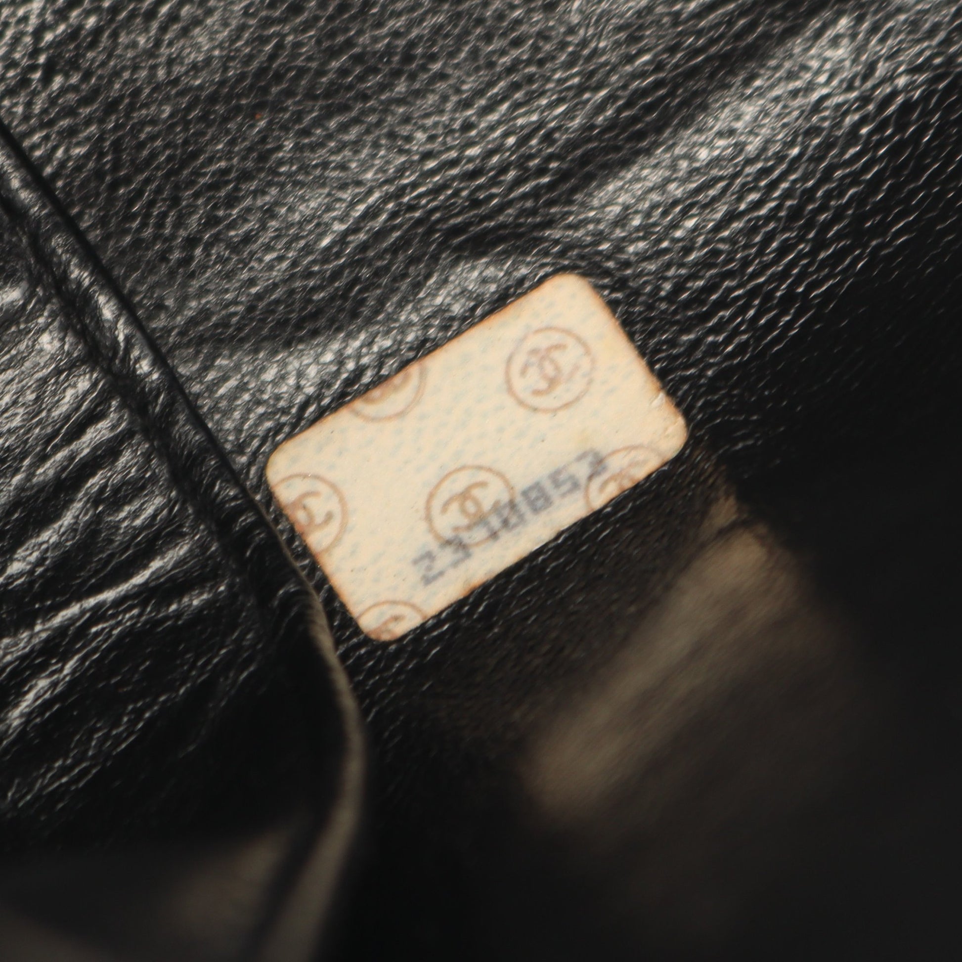 マトラッセ ショルダーバッグ ラムスキン ブラック ゴールド金具 ヴィンテージ シャネル バッグ CHANEL