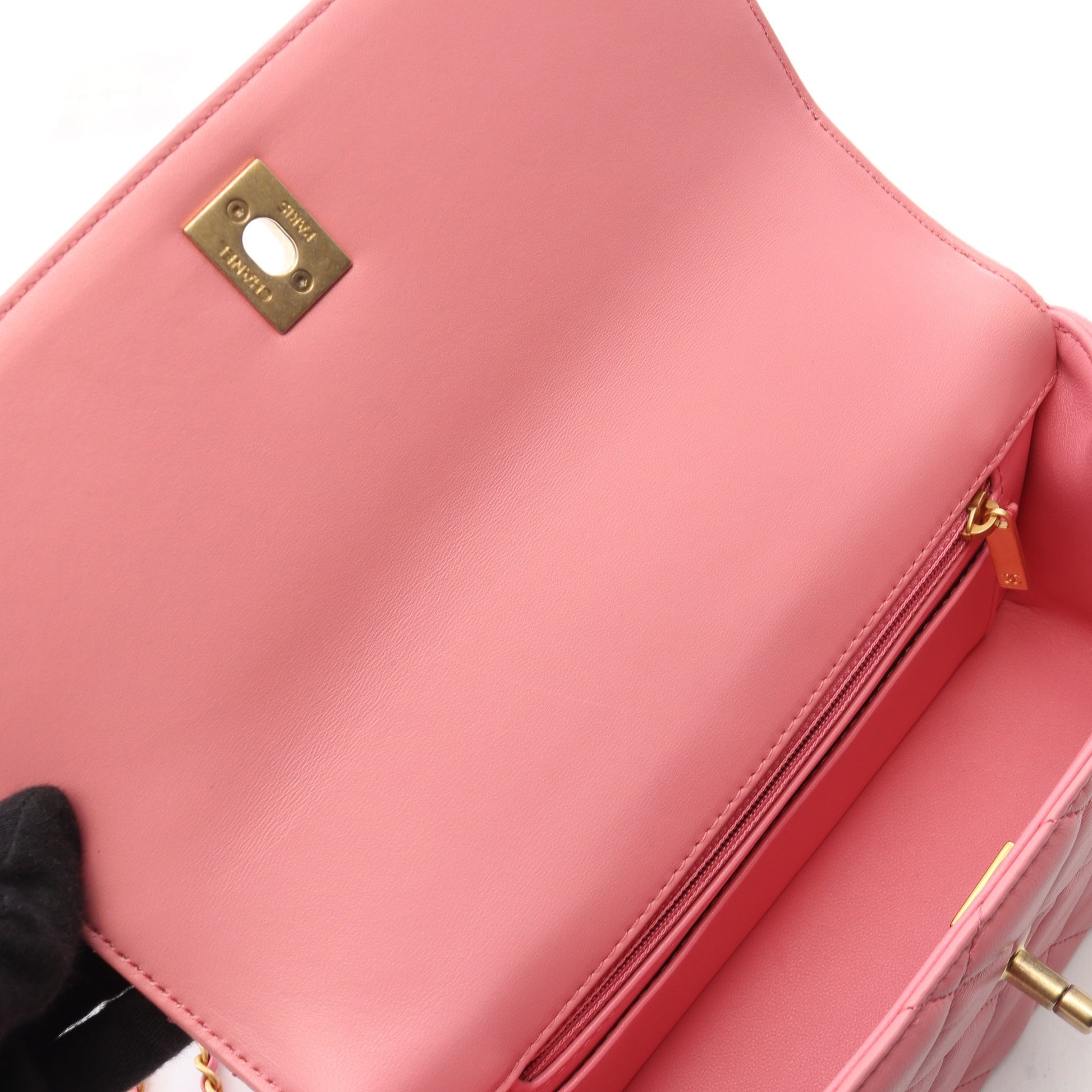 マトラッセトップハンドル フラップ 2WAY チェーンショルダーバッグ ラムスキン ピンク ゴールド金具 シャネル バッグ CHANEL