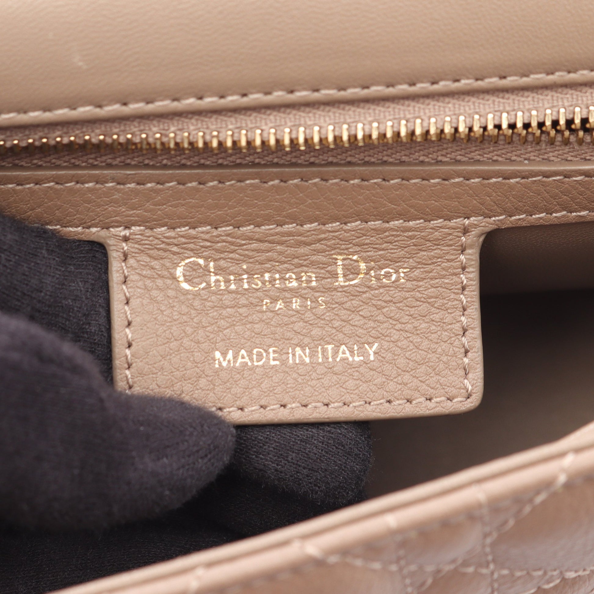 CARO カロ ミディアム カナージュ チェーンショルダーバッグ レザー グレーブラウン クリスチャンディオール バッグ Christian Dior