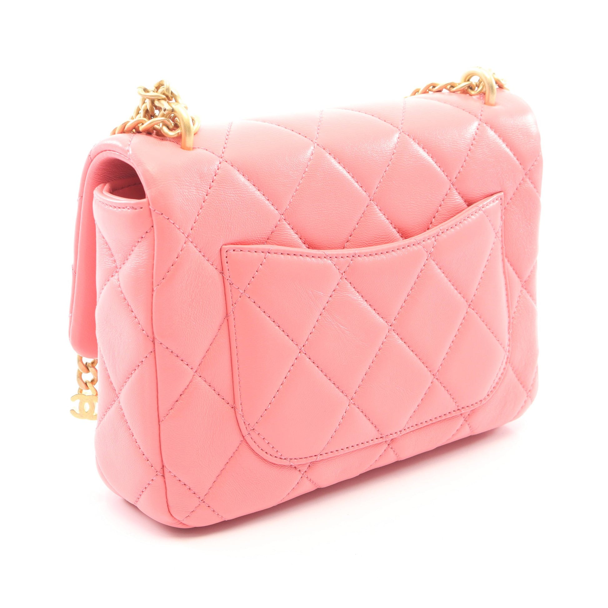 マトラッセ チェーンショルダーバッグ ラムスキン コーラルピンク ゴールド金具 シャネル バッグ CHANEL