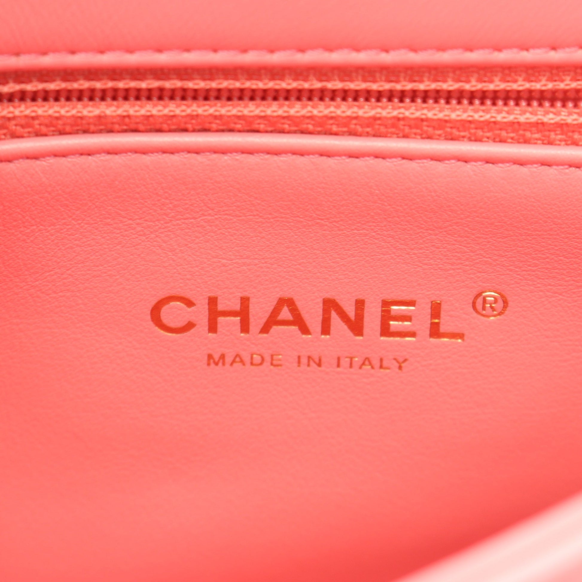 マトラッセ チェーンショルダーバッグ ラムスキン コーラルピンク ゴールド金具 シャネル バッグ CHANEL