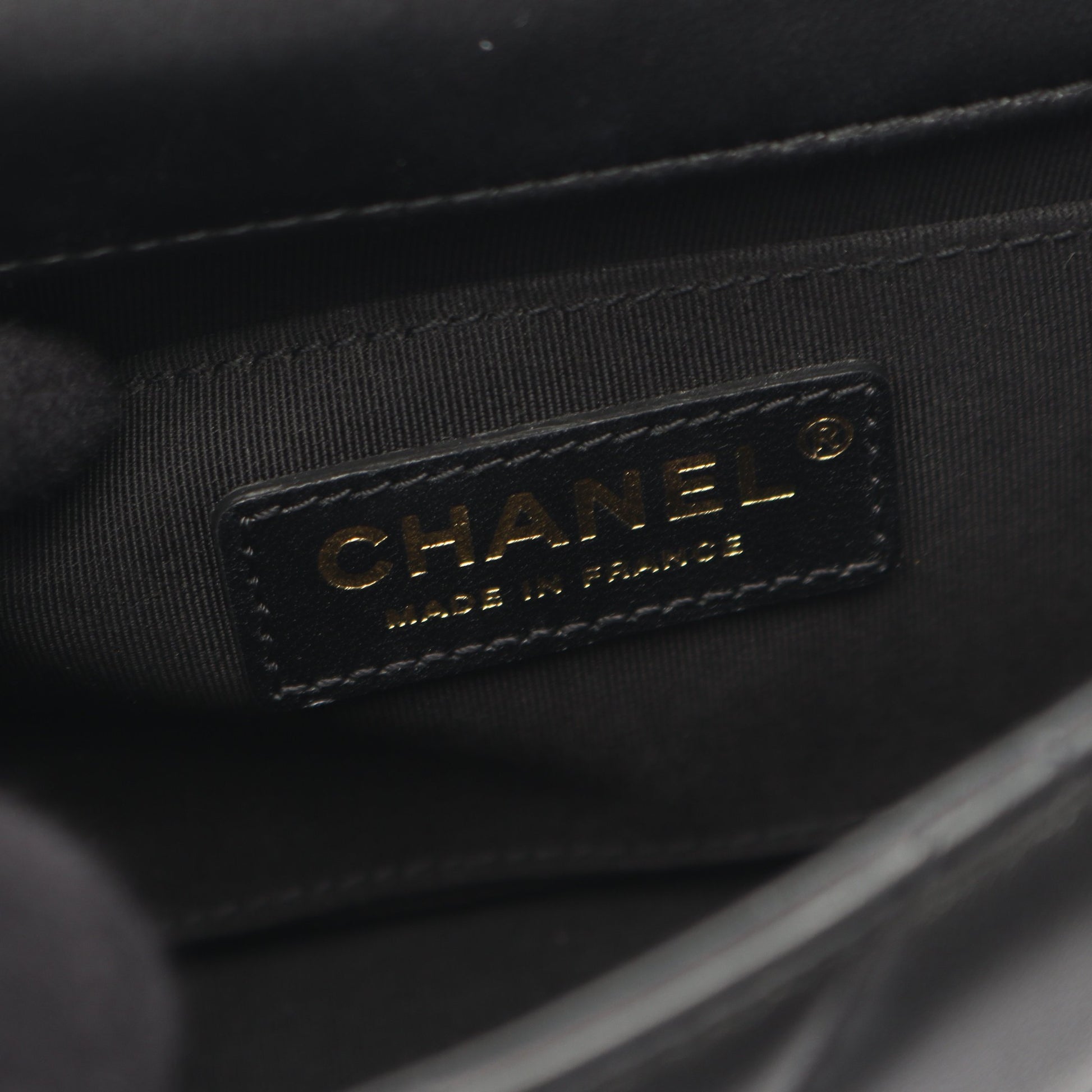 マトラッセ スモールフラップ チェーンショルダーバッグ ラムスキン ブラック ゴールド金具 シャネル バッグ CHANEL