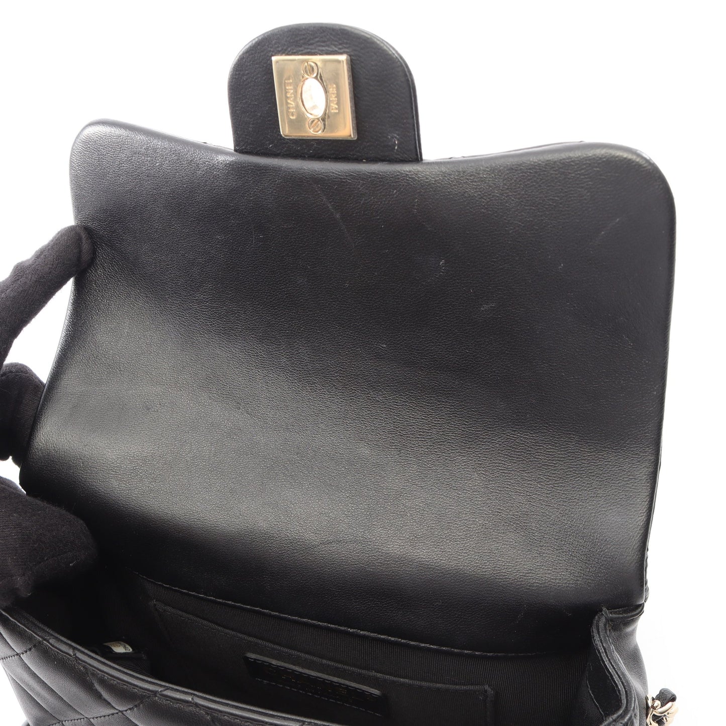 マトラッセ スモールフラップ チェーンショルダーバッグ ラムスキン ブラック ゴールド金具 シャネル バッグ CHANEL