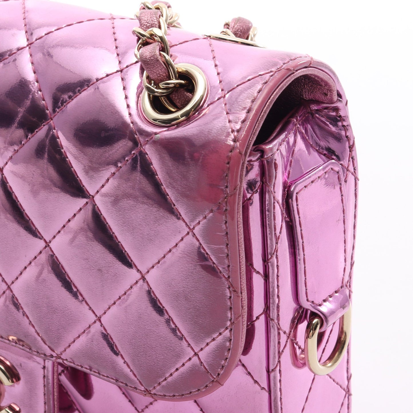 マトラッセ ミニフラップ メタリック チェーンショルダーバッグ レザー ピンク ゴールド金具 シャネル バッグ CHANEL