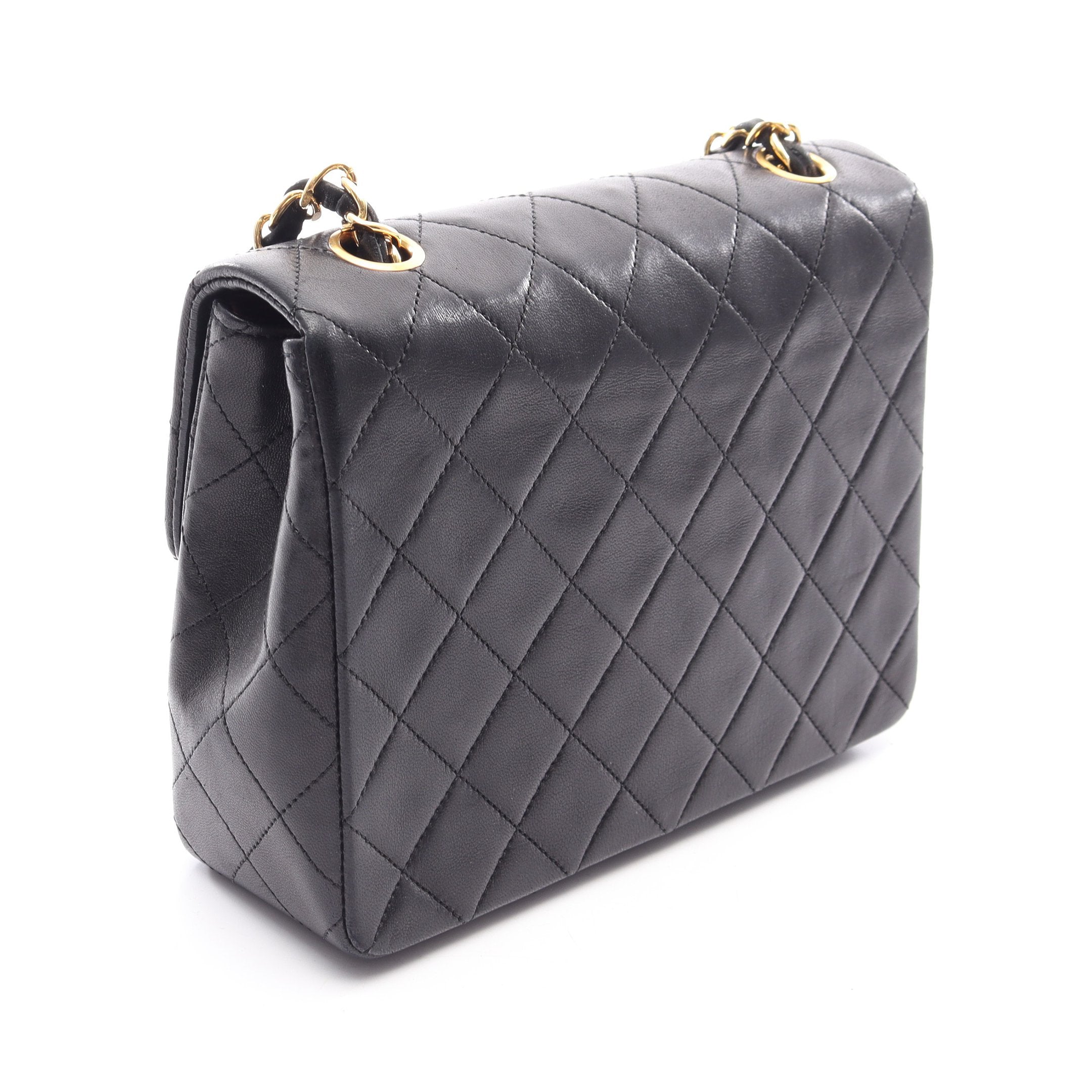 シャネル CHANEL マトラッセ ミニマトラッセ ミニマト バッグ ショルダーバッグ ラムスキン ブラック 黒 シルバー金具 チェーンショルダーバッグ ココマーク ターンロック CHANEL（シャネル） ミニマトラッセ20 ラムスキン レザー ココマーク S