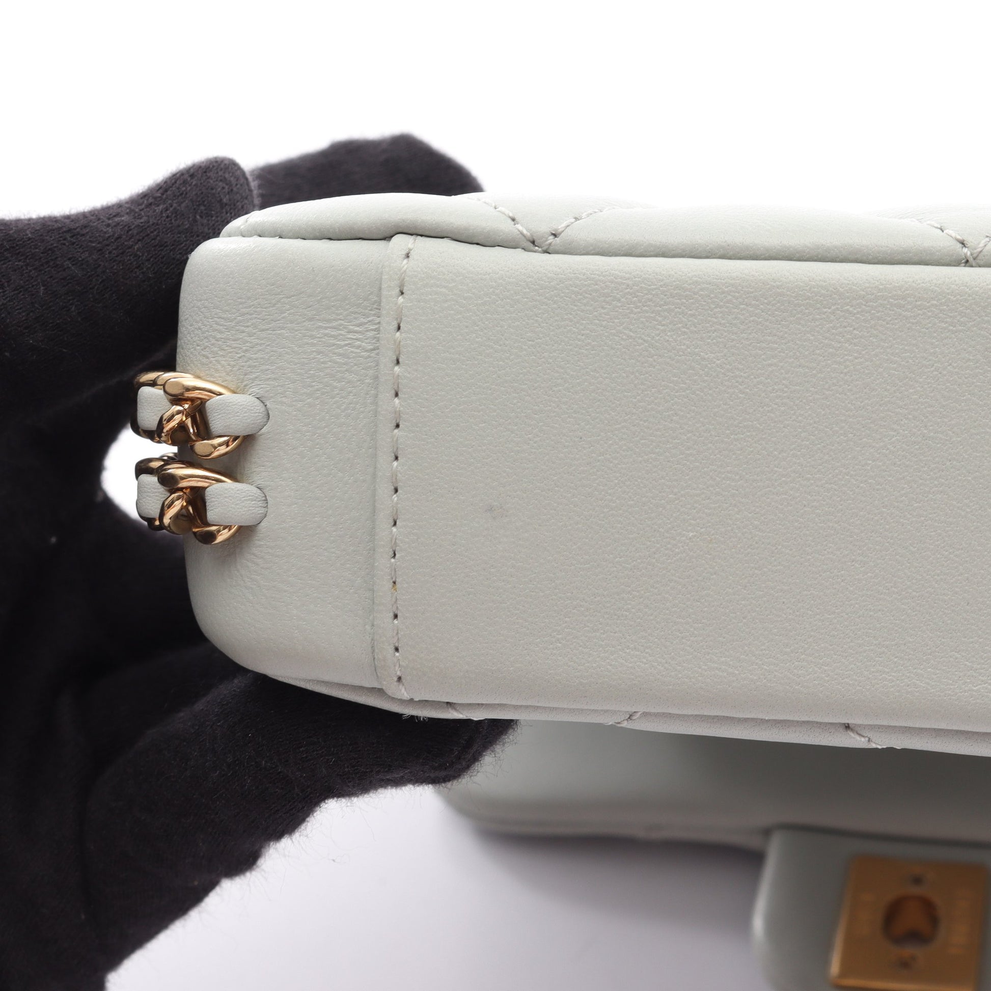 マトラッセ チェーンショルダーバッグ ラムスキン ブルーグレー ゴールド金具 シャネル バッグ CHANEL