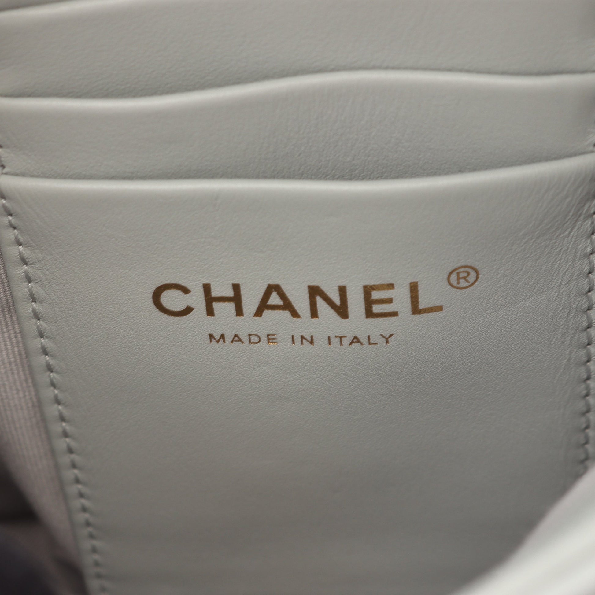 マトラッセ チェーンショルダーバッグ ラムスキン ブルーグレー ゴールド金具 シャネル バッグ CHANEL