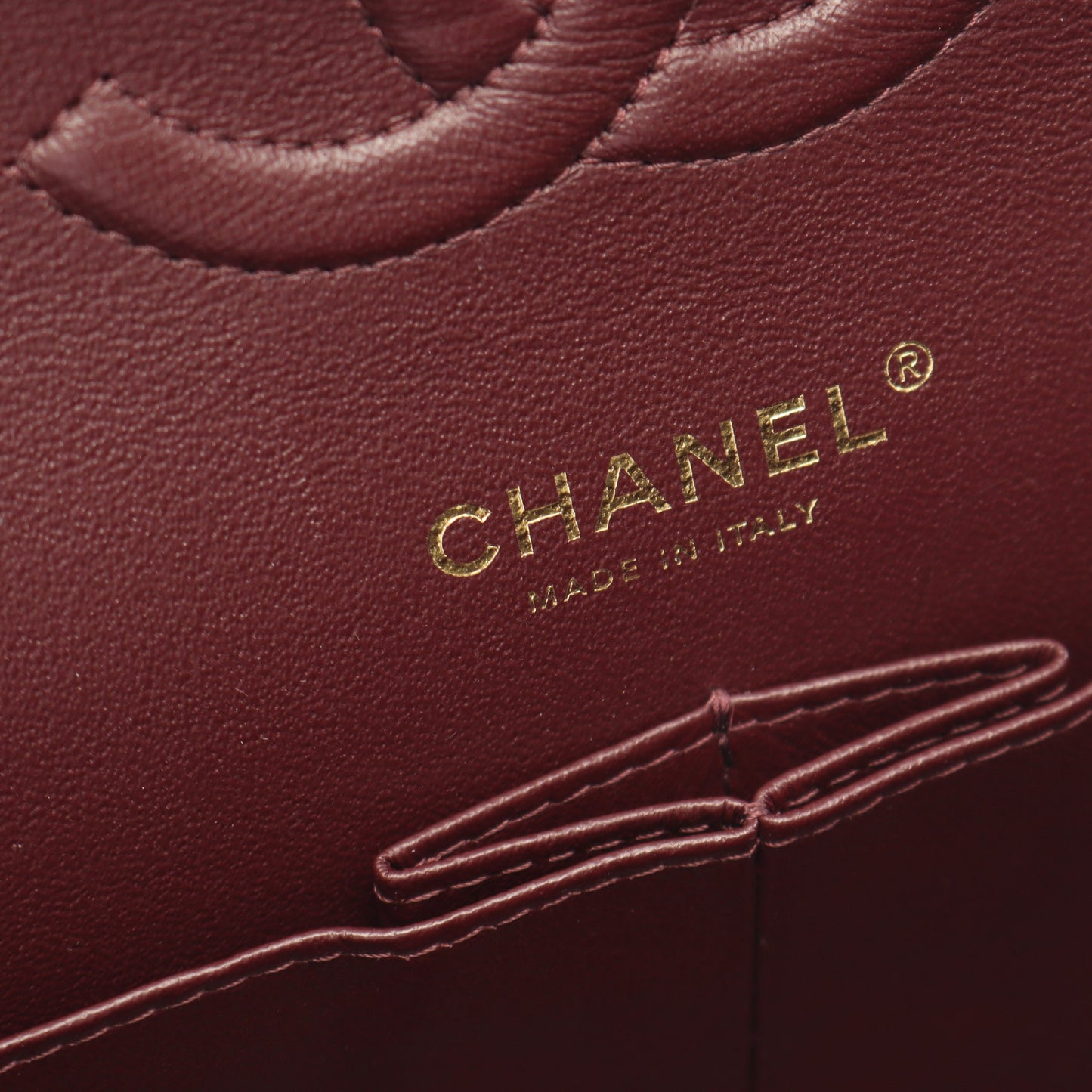 マトラッセ Wフラップ Wチェーンショルダーバッグ キャビアスキン ブラック ゴールド金具 シャネル バッグ CHANEL