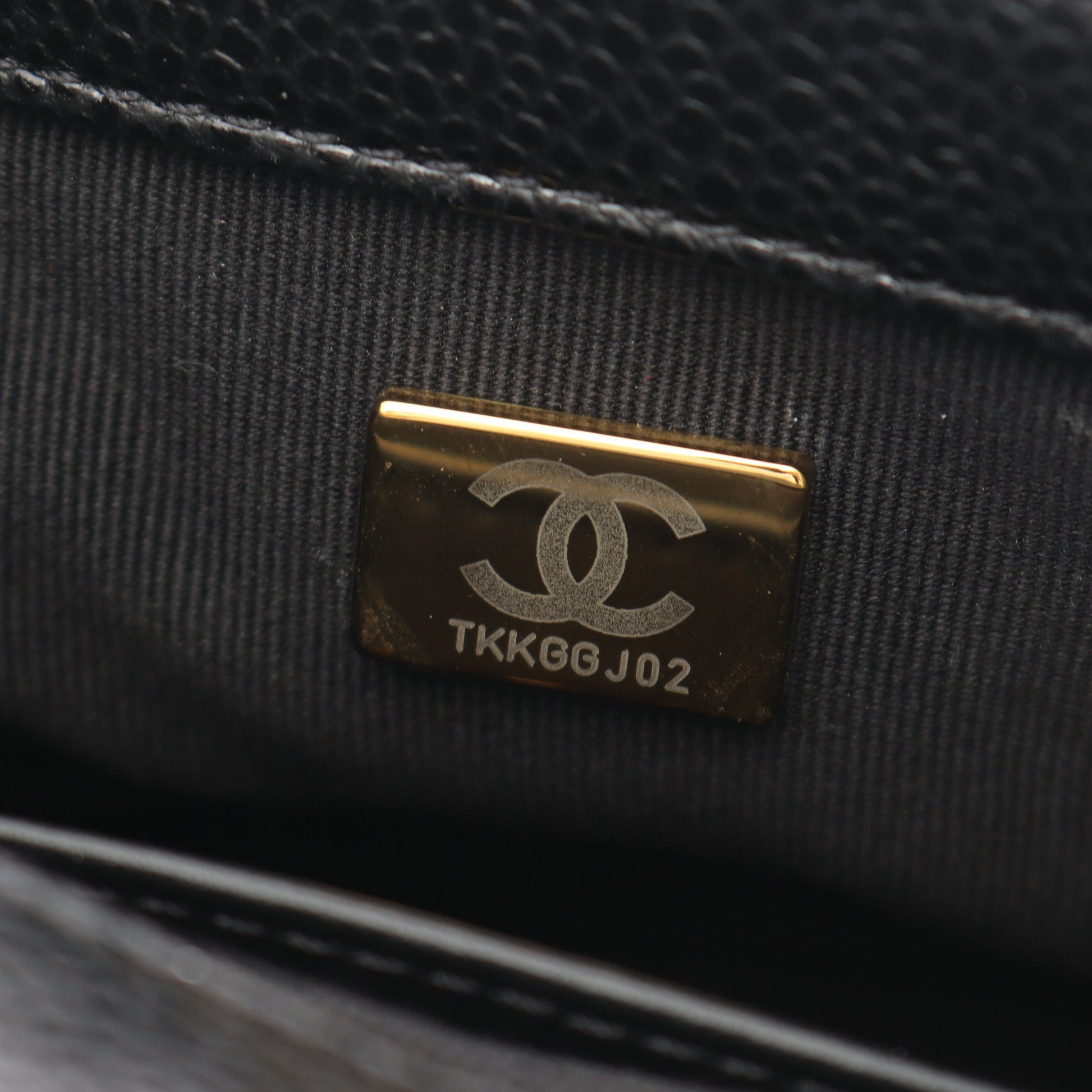 ミニマトラッセ CCスネーク Wチェーンショルダーバッグ キャビアスキン ブラック ゴールド金具 シャネル バッグ CHANEL