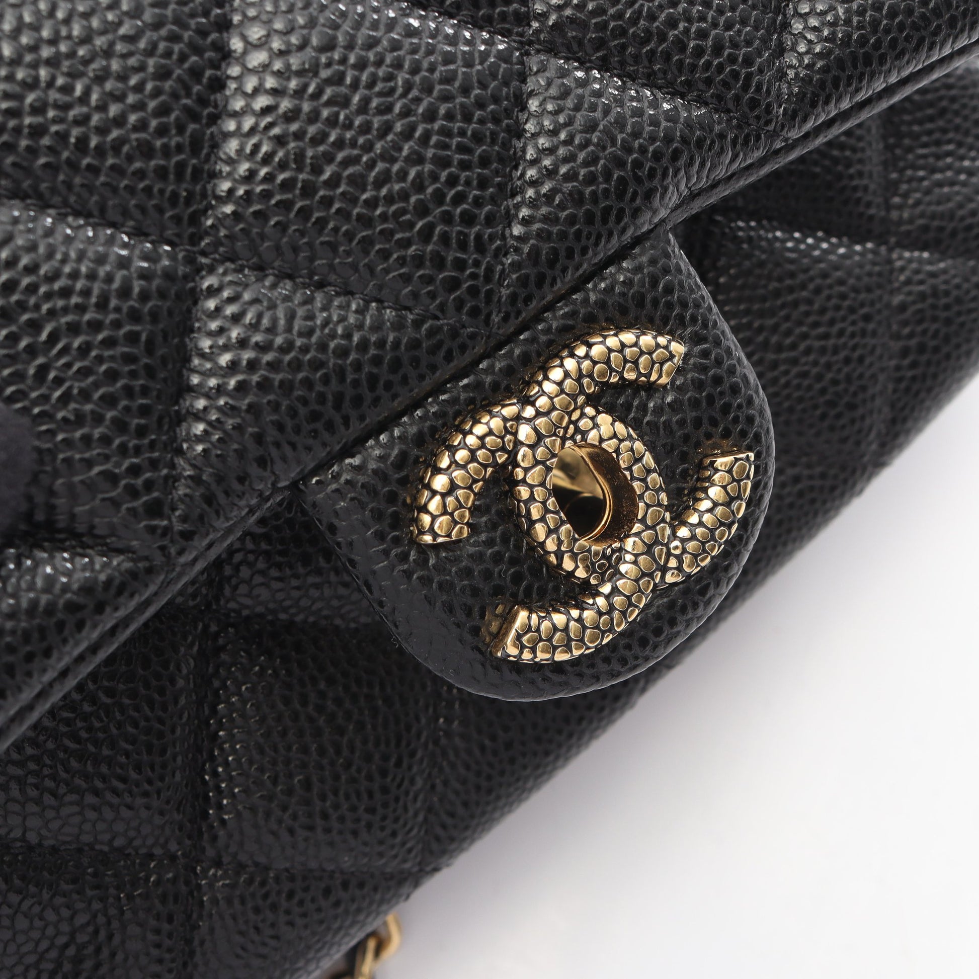 ミニマトラッセ CCスネーク Wチェーンショルダーバッグ キャビアスキン ブラック ゴールド金具 シャネル バッグ CHANEL
