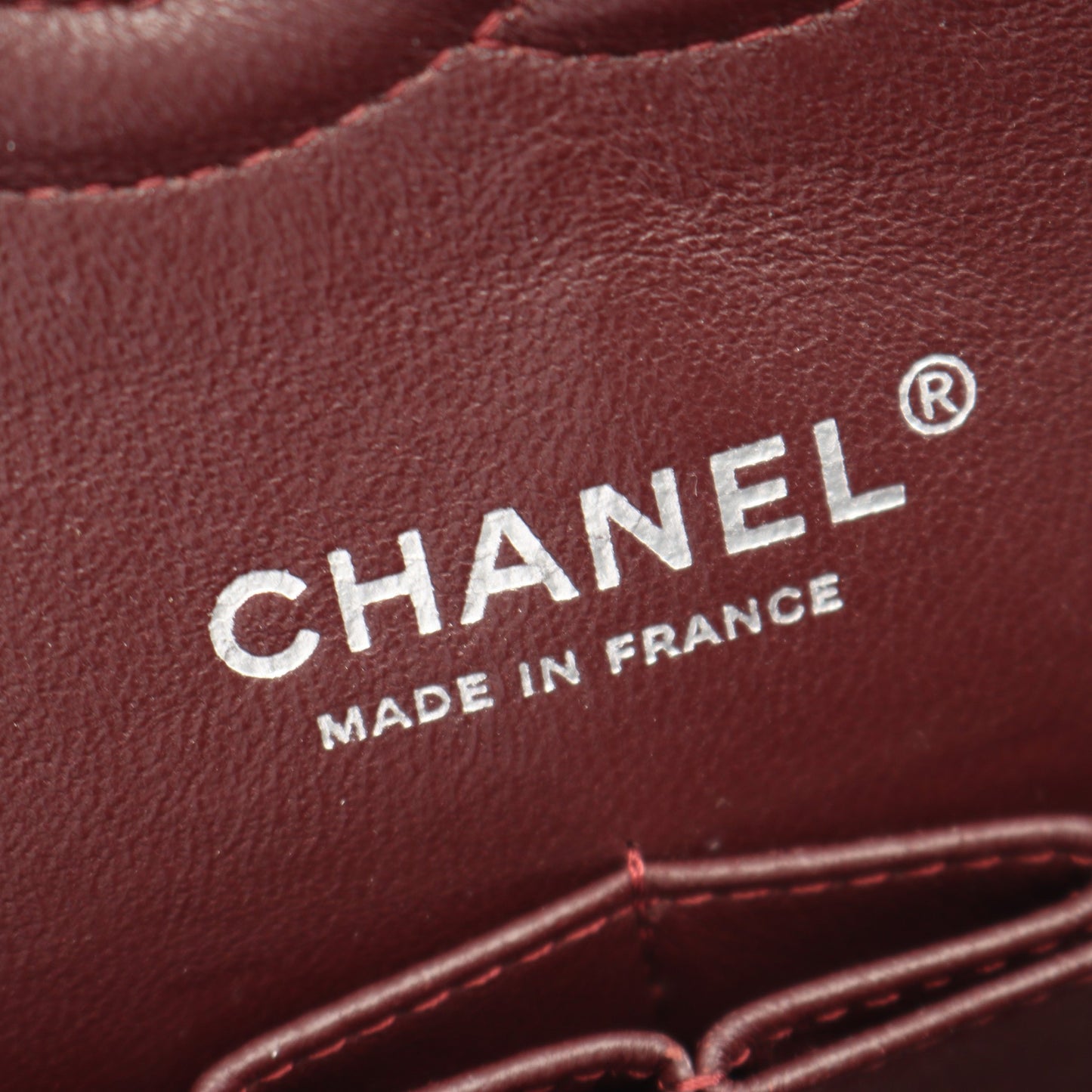 マトラッセ Wフラップ Wチェーンショルダーバッグ キャビアスキン ブラック シルバー金具 シャネル バッグ CHANEL