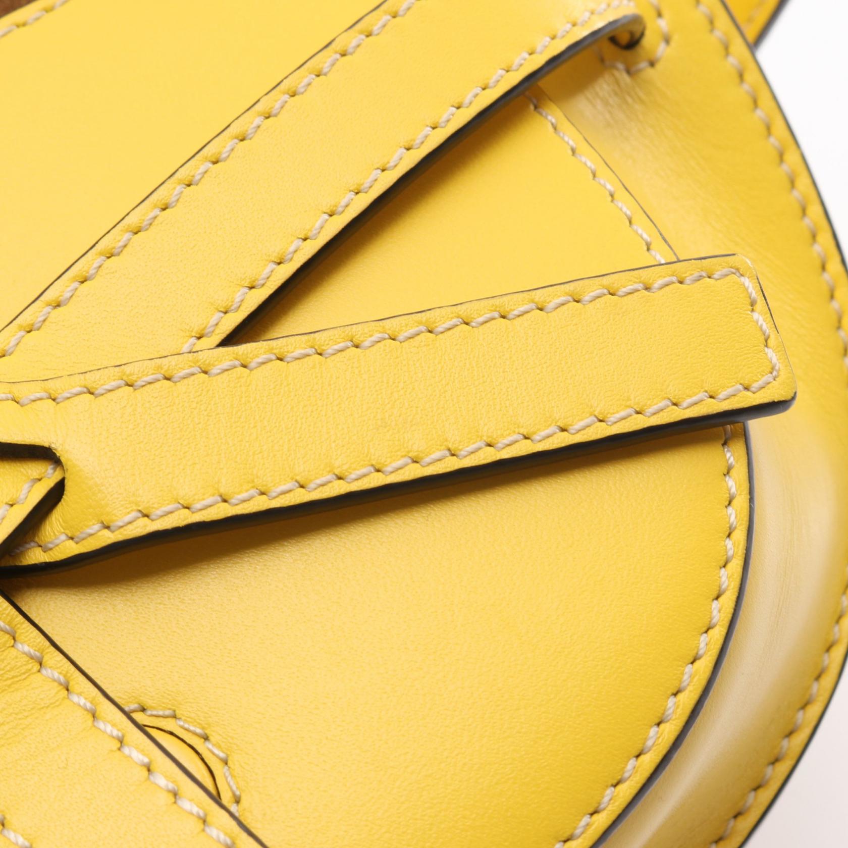 ゲート デュアル ミニ ボディバッグ ウエストバッグ レザー イエロー ロエベ バッグ LOEWE