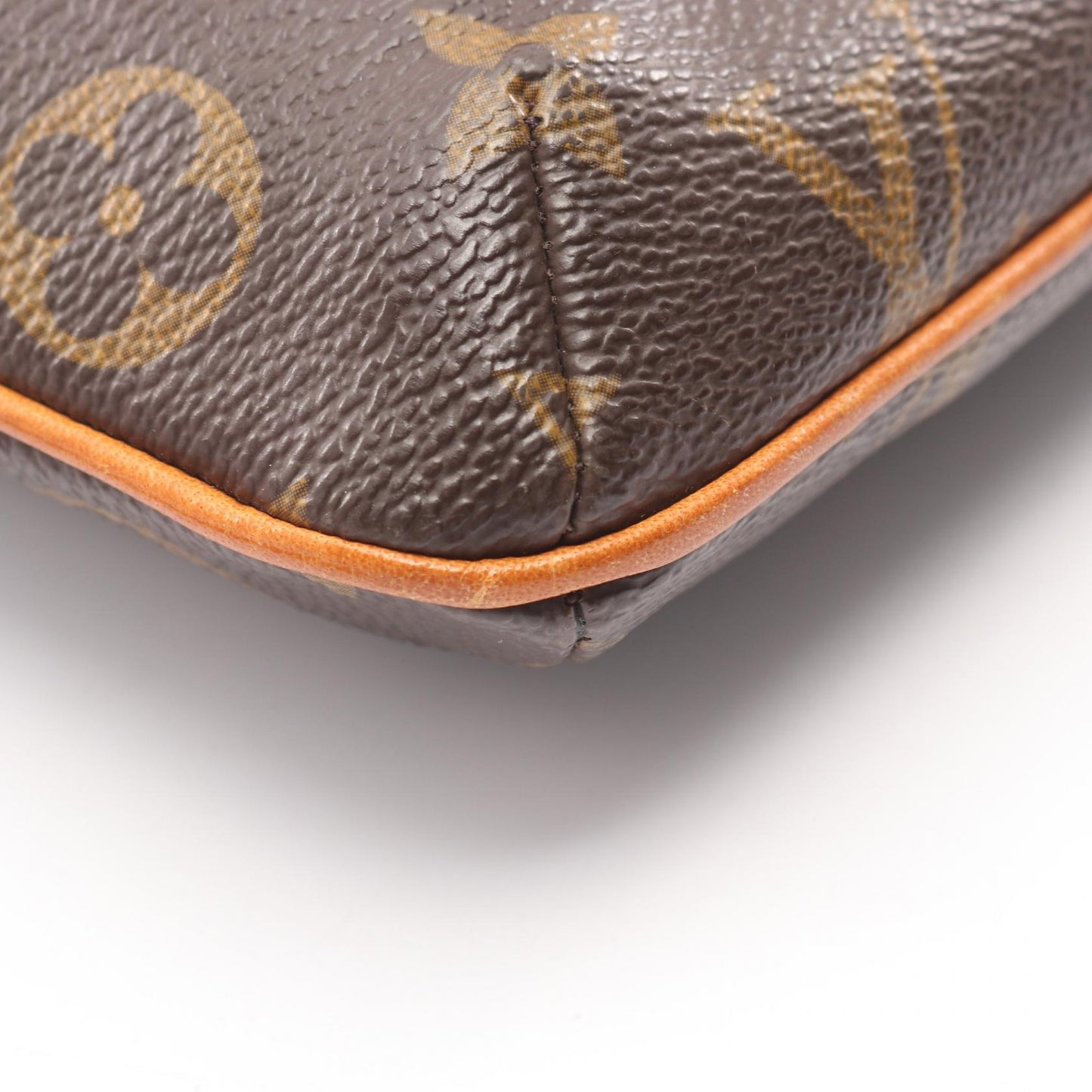パルティシオン モノグラム ポーチ PVC レザー ブラウン ルイヴィトン 財布・小物 LOUIS VUITTON