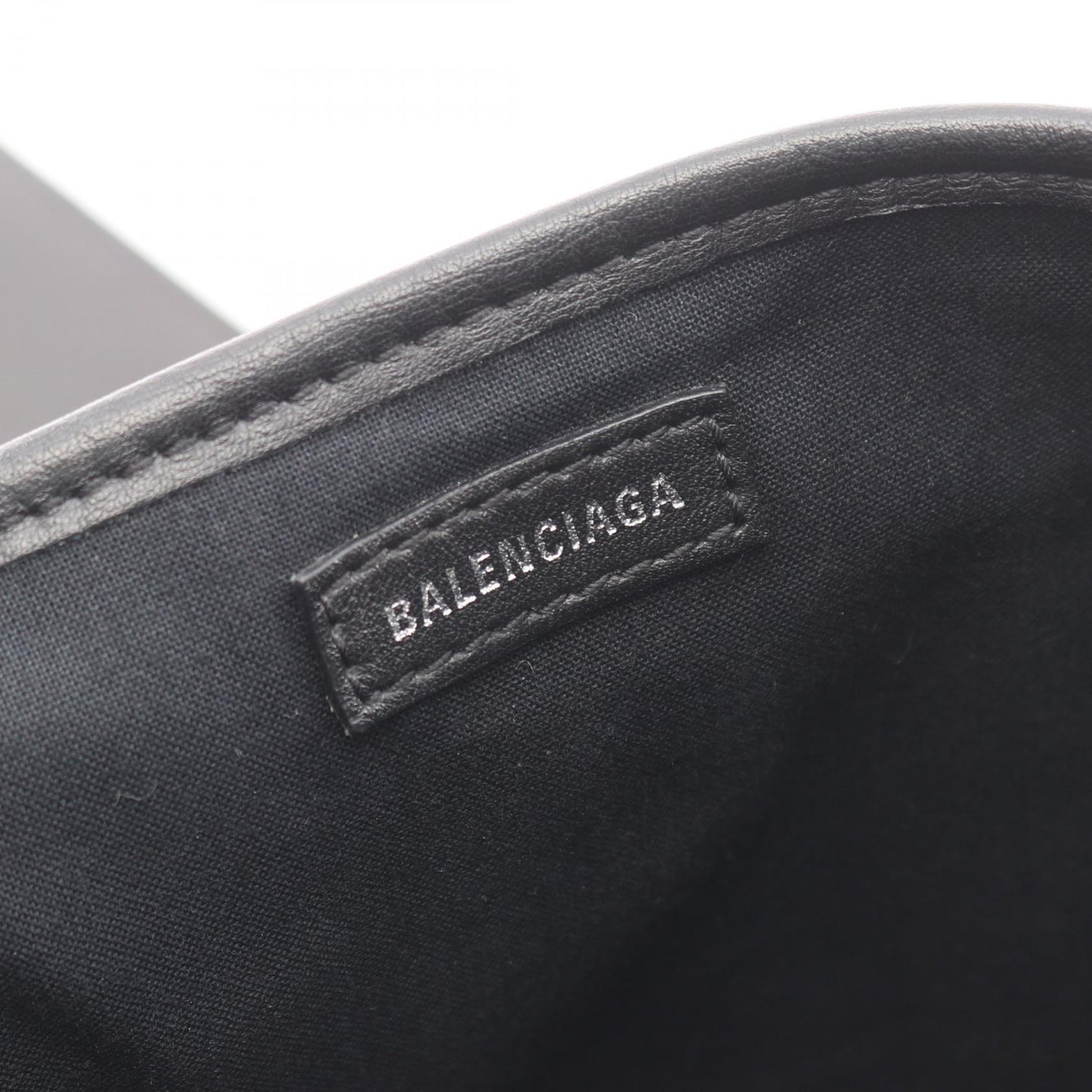ネイビーカバ XS 2WAY ハンドバッグ レザー ブラック バレンシアガ バッグ BALENCIAGA