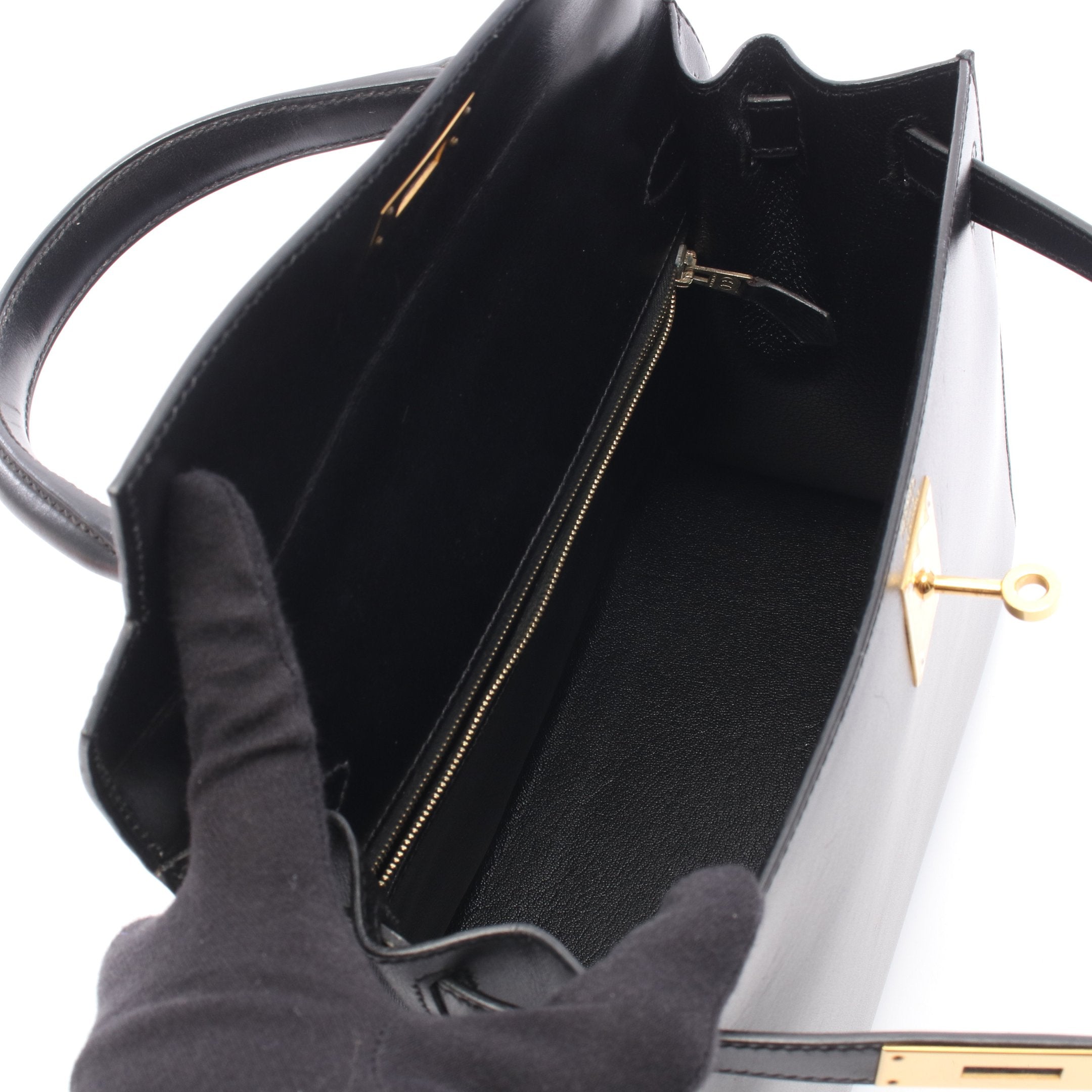 エルメス ケリー28 □B刻印 1998年製 ブラック ボックスカーフ ゴールド金具 外縫い ハンドバッグ ショルダーバッグ 2WAY 黒 中古 送料無料 ケリー28 外縫い 2WAY ハンドバッグ ボックスカーフ ブラック ゴールド