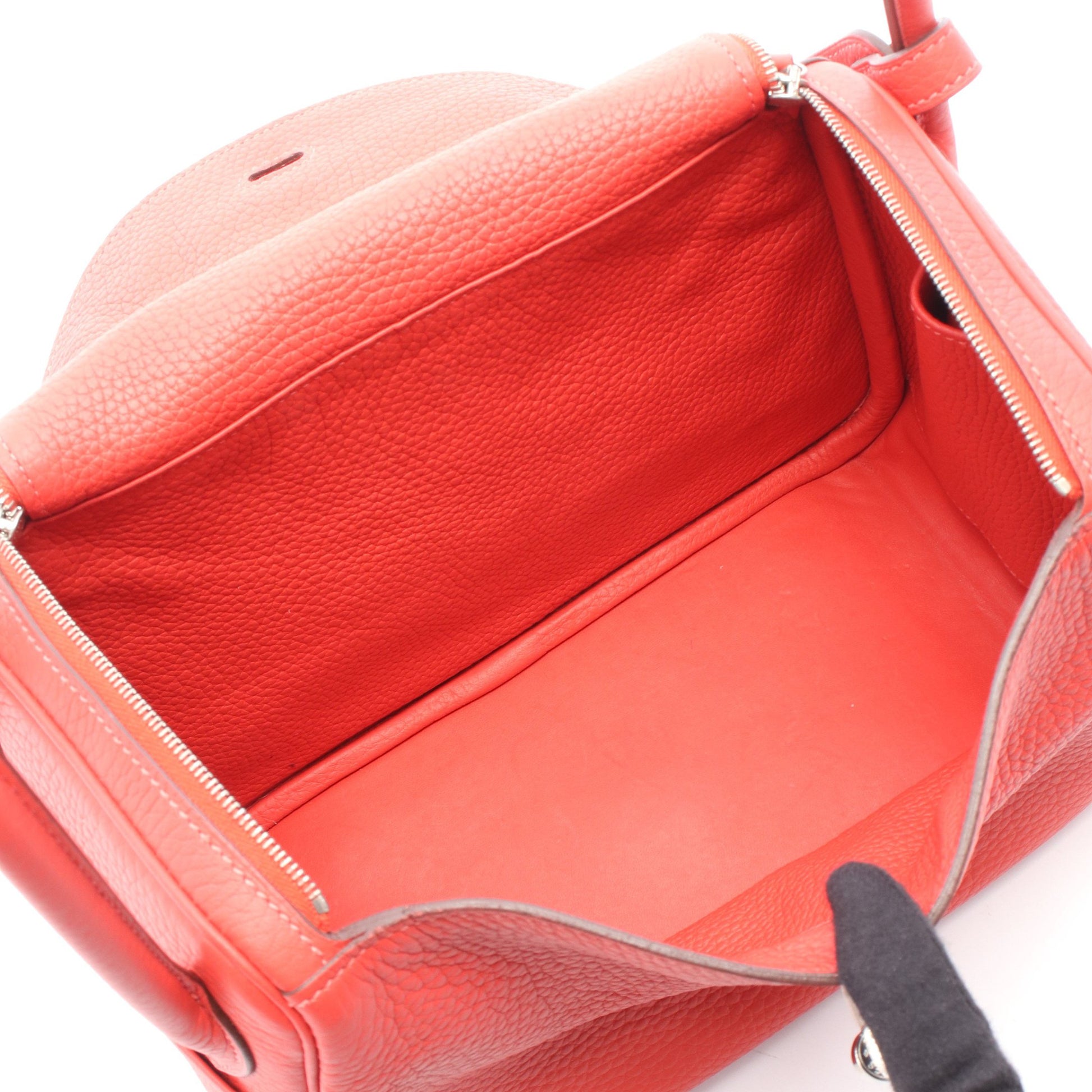 リンディ26 ショルダーバッグ トリヨンクレマンス ピンクレッド シルバー金具 T刻印 エルメス バッグ HERMES