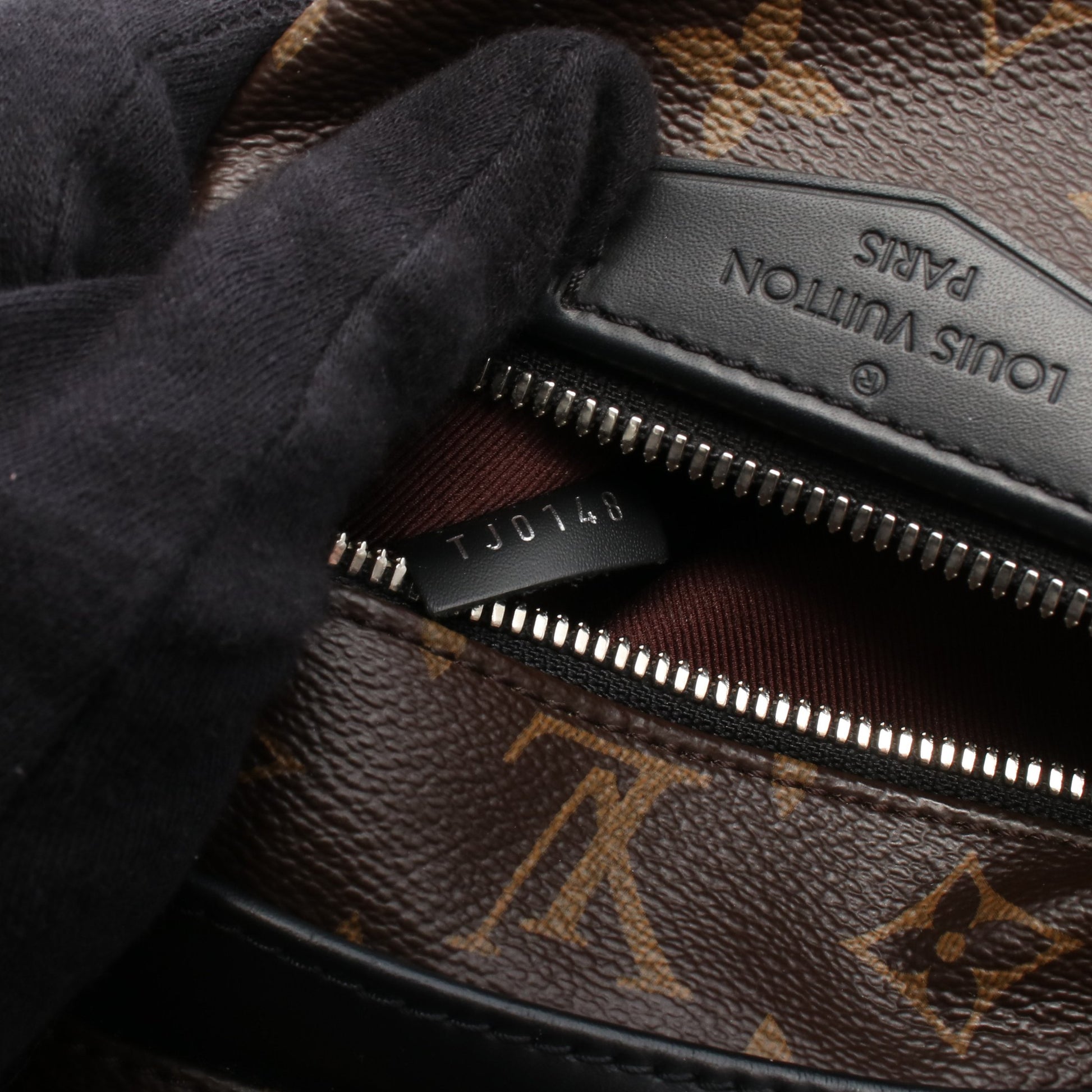 ジョッシュ モノグラムマカサー バックパック リュックサック PVC レザー ブラウン ブラック ルイヴィトン バッグ LOUIS VUITTON