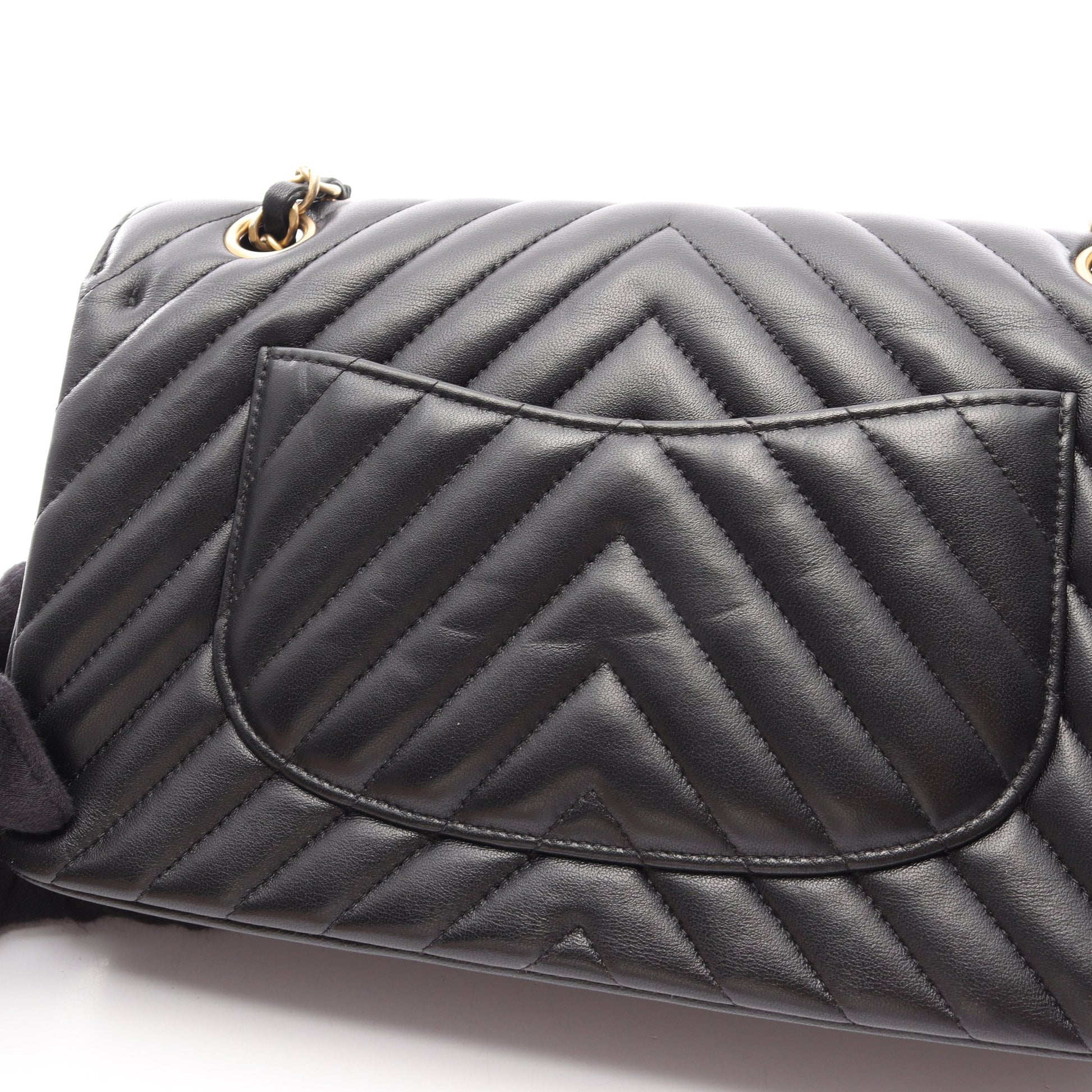シェブロン Vステッチ Wフラップ Wチェーンショルダーバッグ ラムスキン ブラック ゴールド金具 シャネル バッグ CHANEL