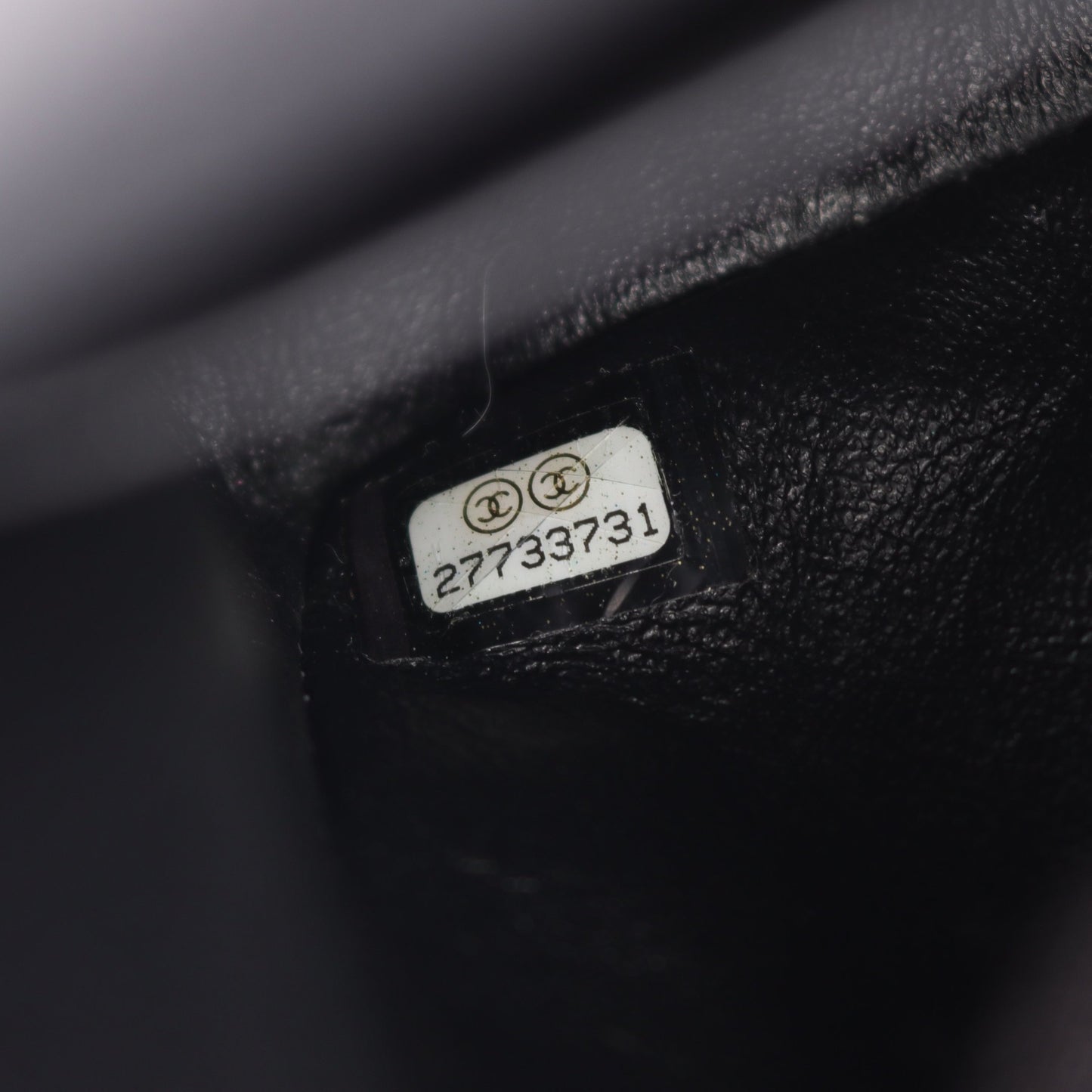 シェブロン Vステッチ Wフラップ Wチェーンショルダーバッグ ラムスキン ブラック ゴールド金具 シャネル バッグ CHANEL