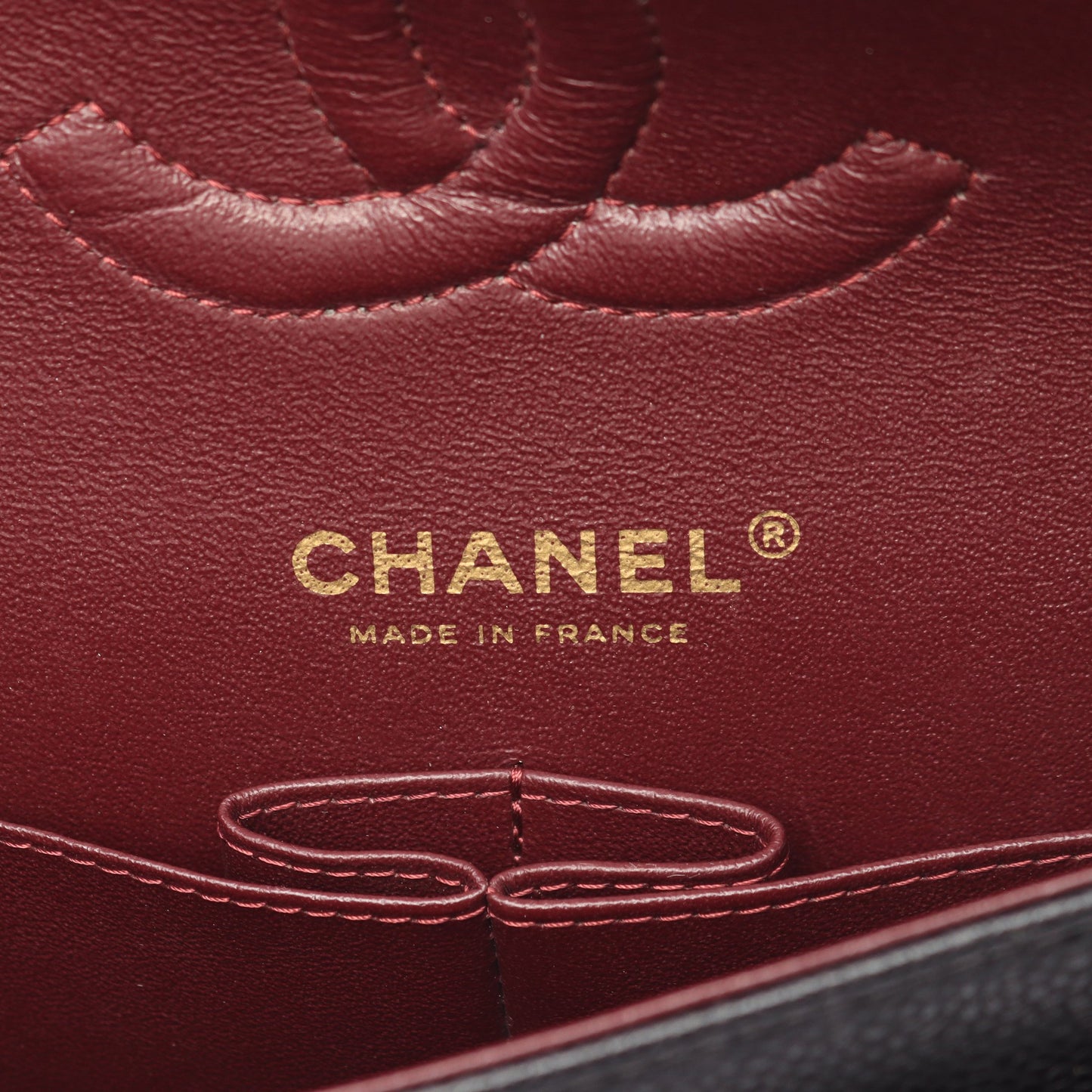 マトラッセ Wフラップ Wチェーンショルダーバッグ キャビアスキン ブラック ゴールド金具 シャネル バッグ CHANEL