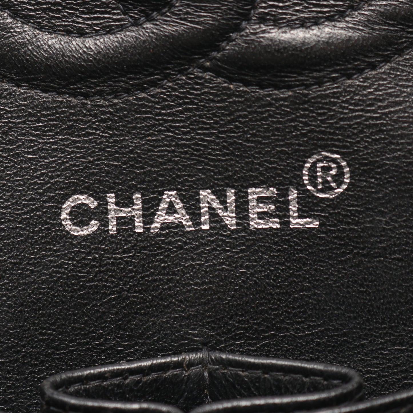 マトラッセ Wフラップ Wチェーンショルダーバッグ キャビアスキン ブラック シルバー金具 シャネル バッグ CHANEL
