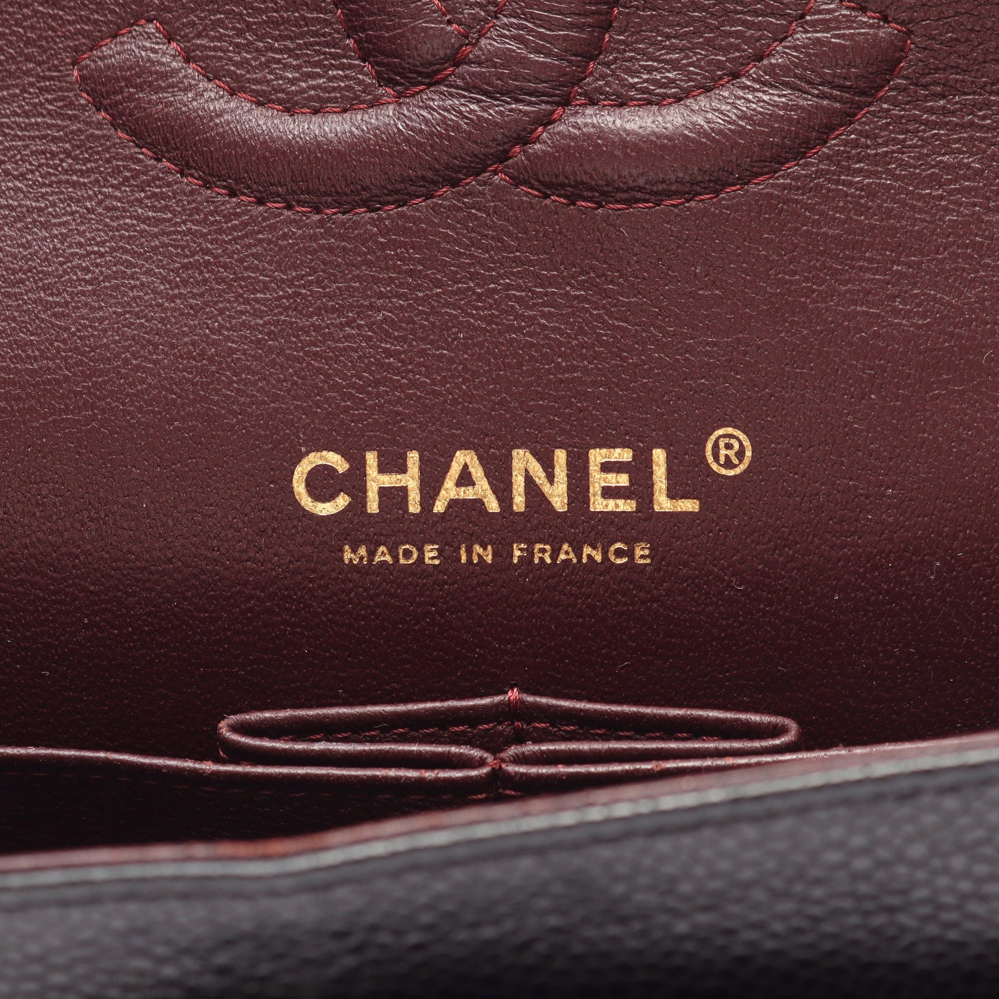 マトラッセ Wフラップ Wチェーンショルダーバッグ キャビアスキン ブラック ゴールド金具 シャネル バッグ CHANEL