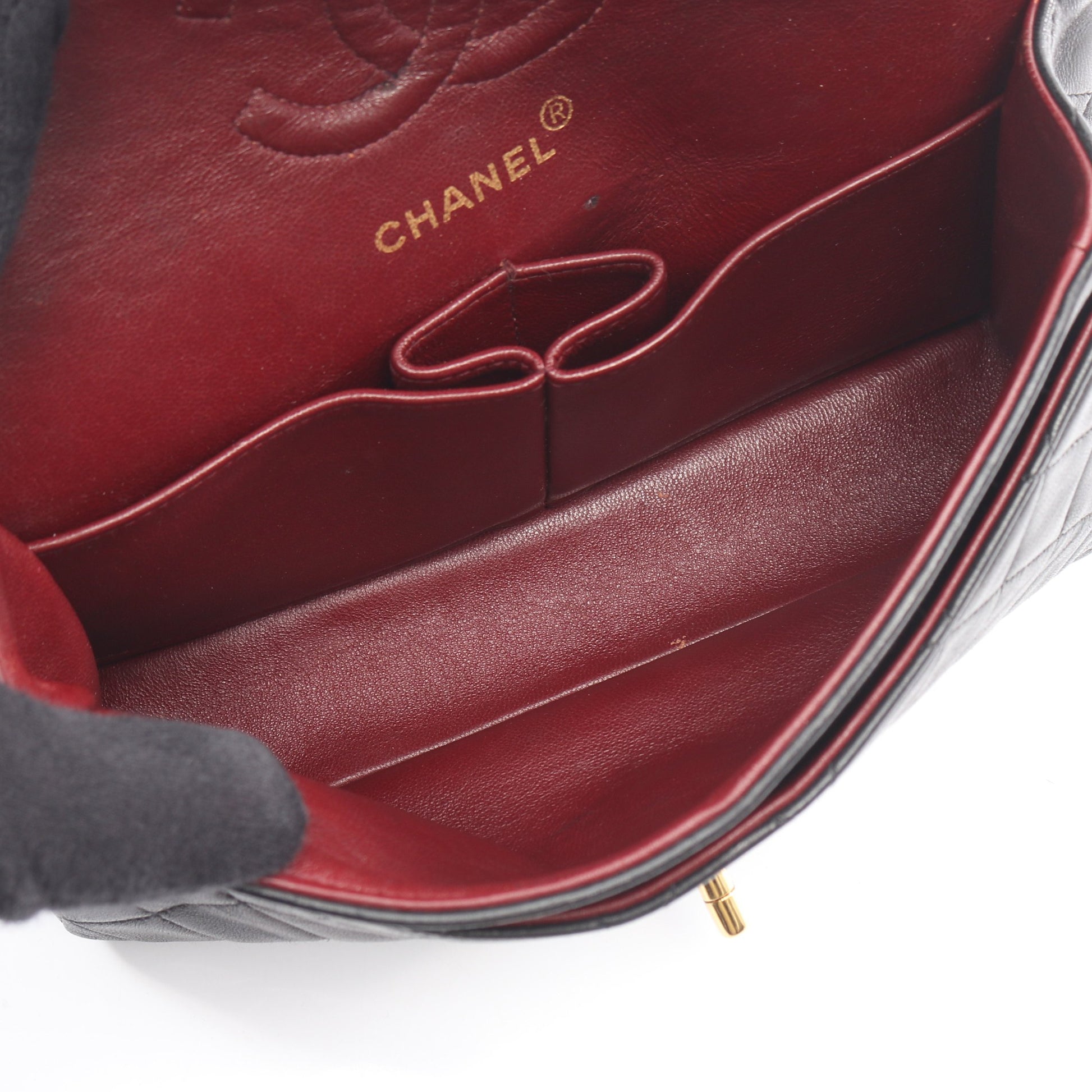 マトラッセ Wフラップ Wチェーンショルダーバッグ ラムスキン ブラック ゴールド金具 シャネル バッグ CHANEL