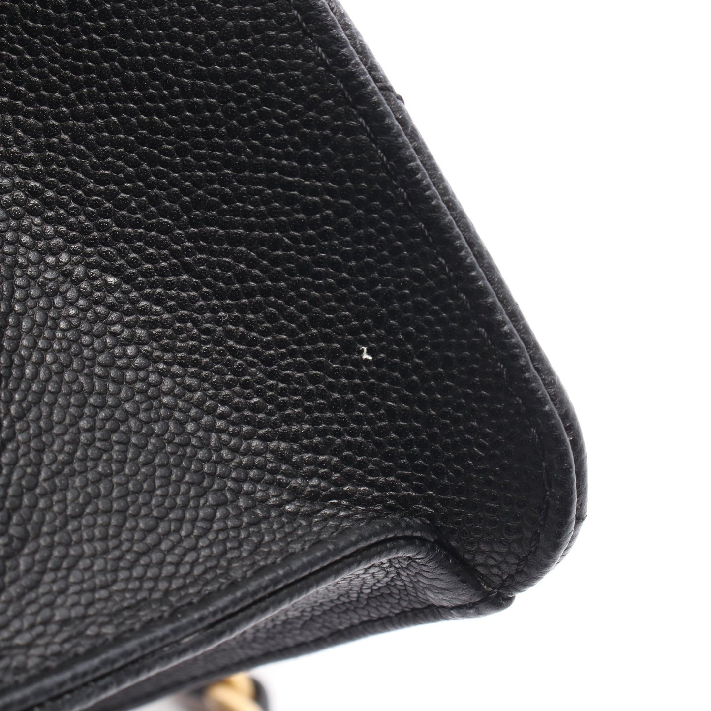 マトラッセ スモールフラップ チェーンショルダーバッグ キャビアスキン ブラック ゴールド金具 シャネル バッグ CHANEL