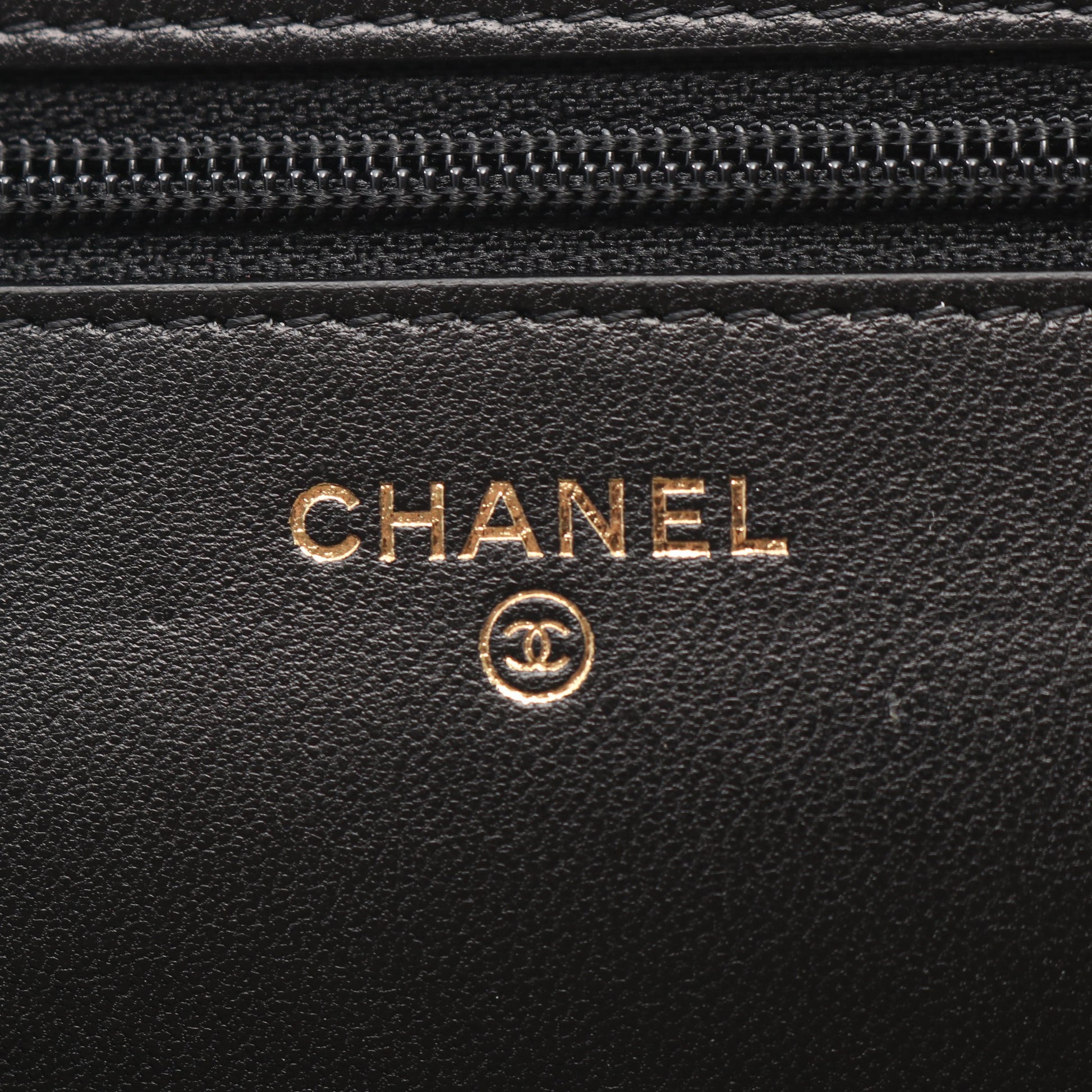 マトラッセ エジプトチャーム チェーンウォレット ラムスキン ブラック ゴールド金具 シャネル バッグ CHANEL