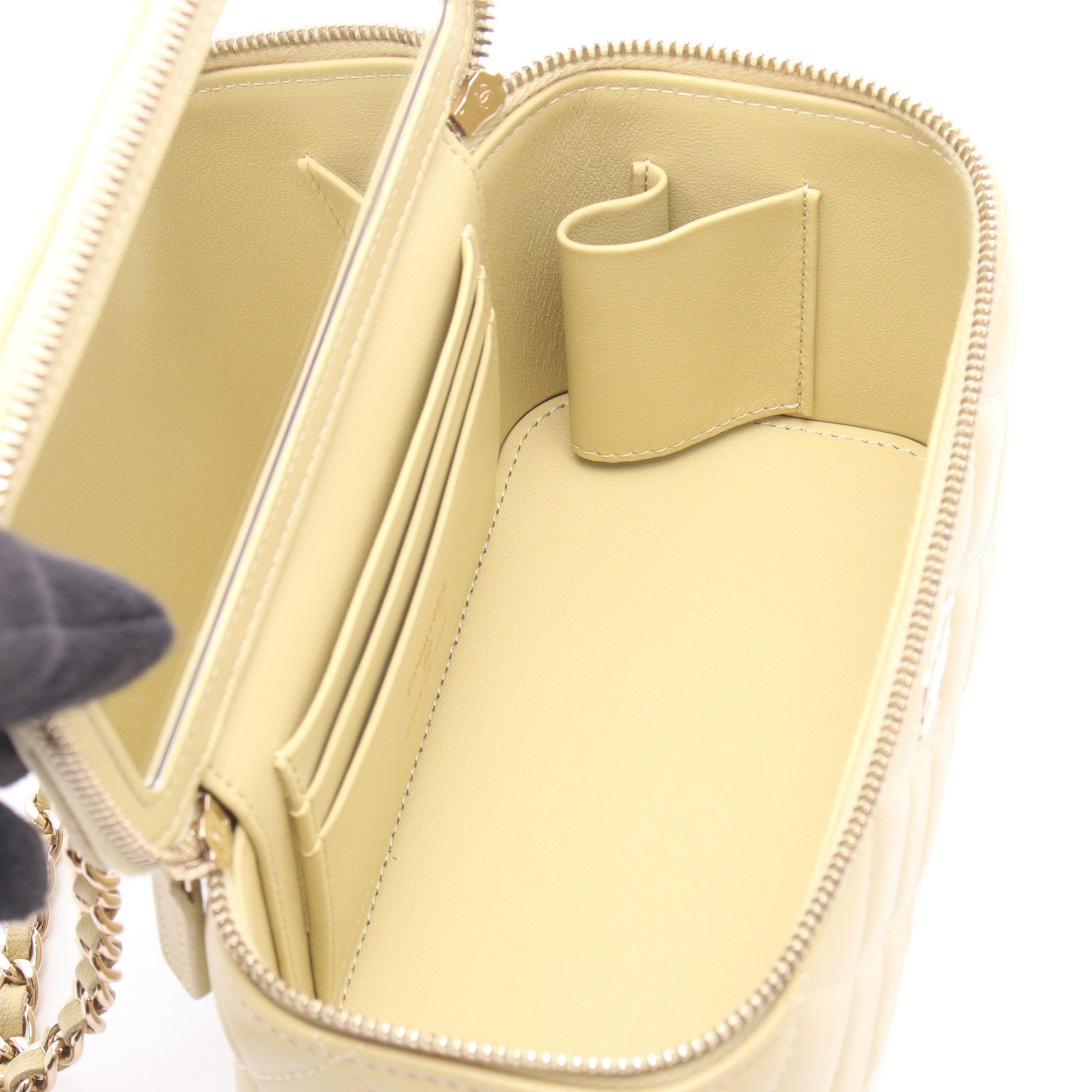 マトラッセ 2WAY バニティバッグ チェーンショルダーバッグ ラムスキン カーキベージュ ゴールド金具 シャネル バッグ CHANEL