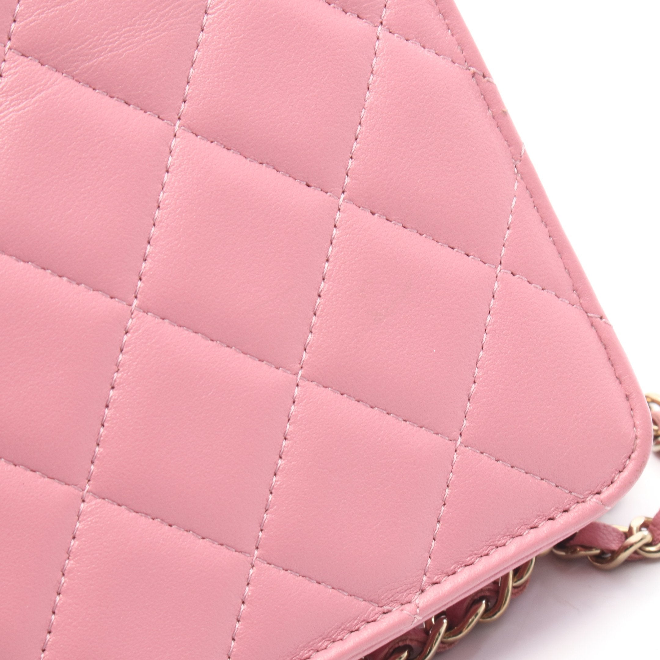 CHANEL(シャネル) 財布美品  マトラッセ/トレンディCC ピンク チェーンウォレット/ゴールド金具 ラムスキン トレンディCC マトラッセ チェーンウォレット ラムスキン ピンク