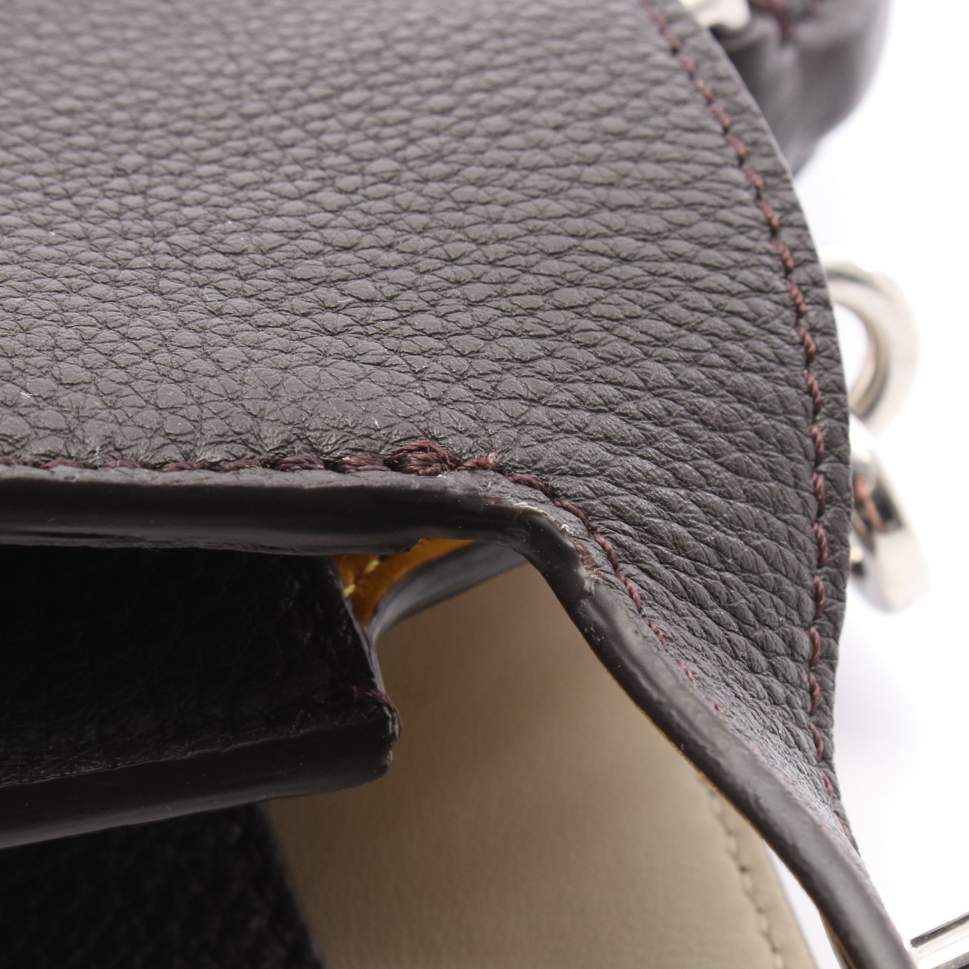 ピーカブー アイシーユー スモール 2WAY ハンドバッグ レザー ダークブラウン イエロー フェンディ バッグ FENDI