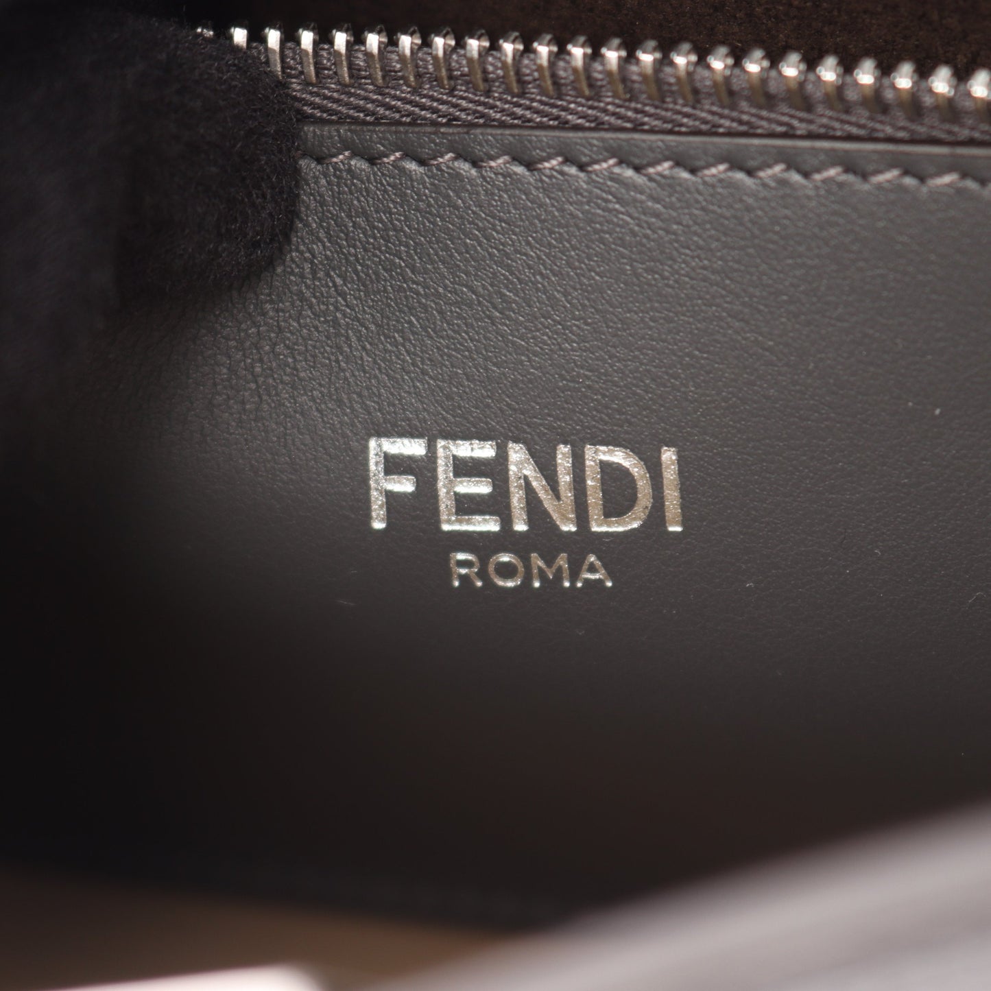 ピーカブー ISeeU スモール 2WAY ハンドバッグ レザー グレー ダークブラウン フェンディ バッグ FENDI