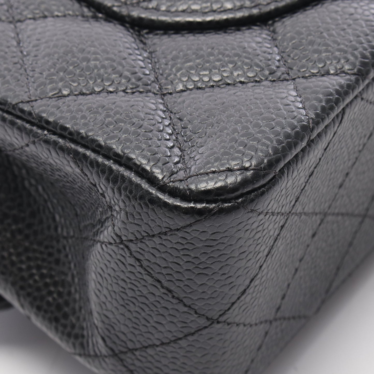 マトラッセ Wフラップ Wチェーンショルダーバッグ キャビアスキン ブラック ゴールド金具 シャネル バッグ CHANEL