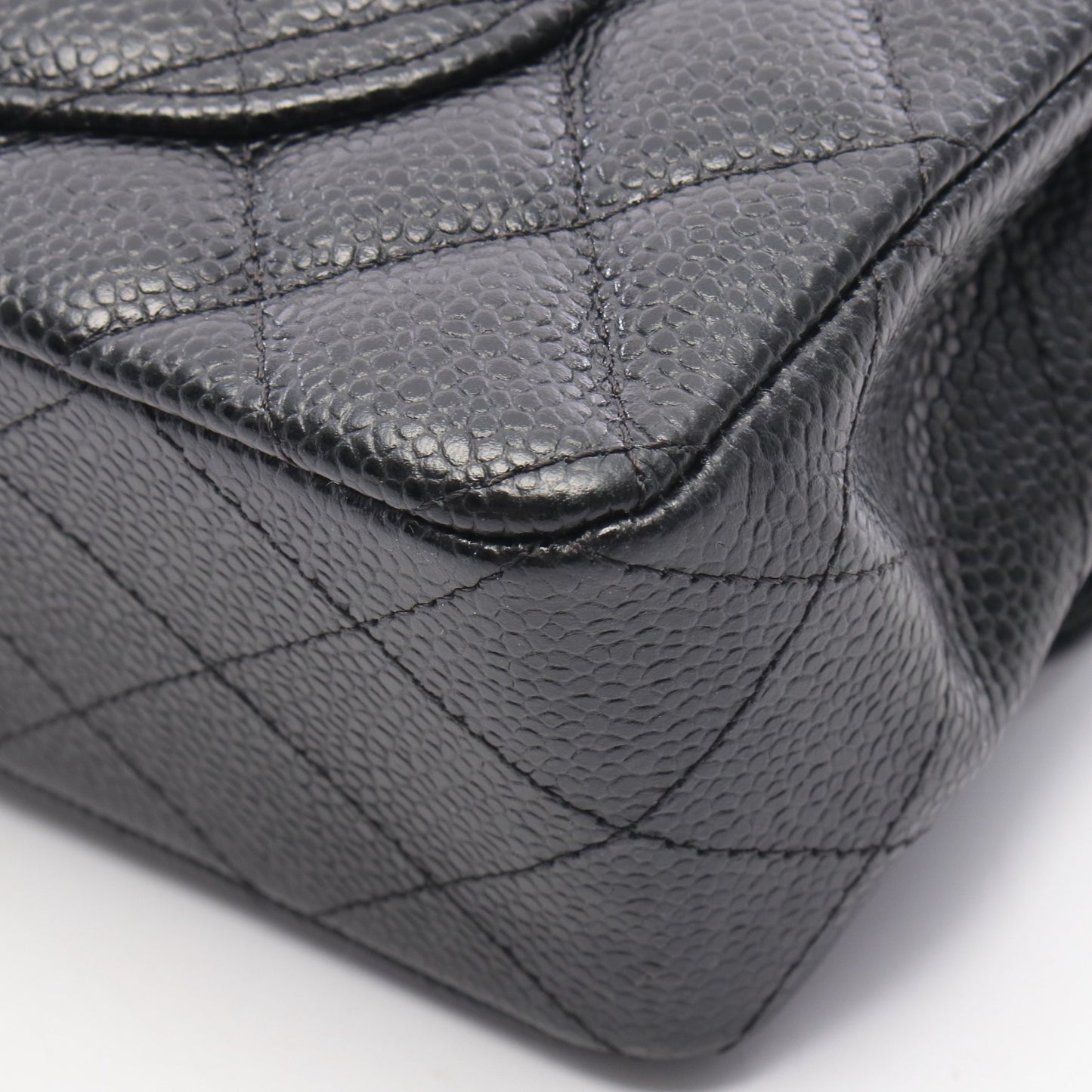 マトラッセ Wフラップ Wチェーンショルダーバッグ キャビアスキン ブラック ゴールド金具 シャネル バッグ CHANEL