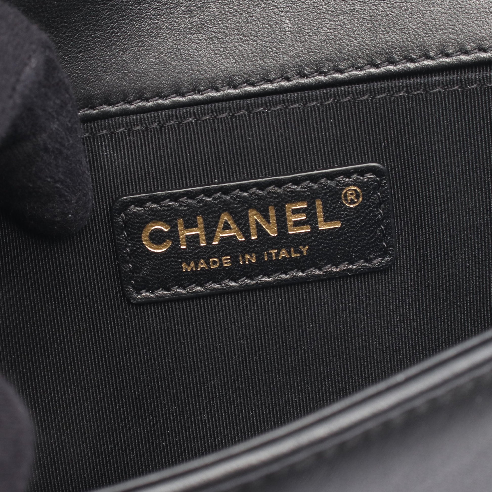 ボーイシャネル スモール チェーンショルダーバッグ ラムスキン ブラック ゴールド金具 シャネル バッグ CHANEL