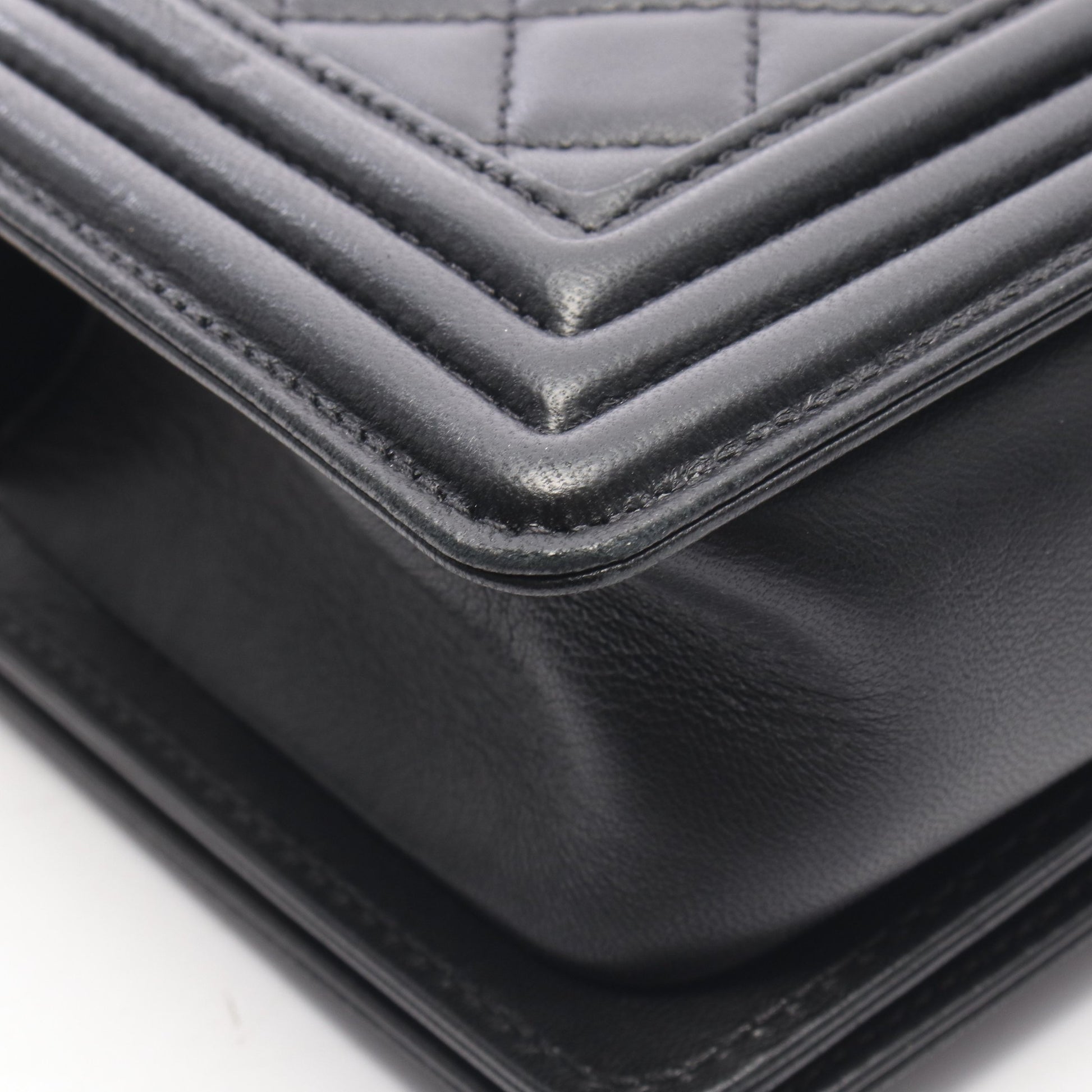 ボーイシャネル スモール チェーンショルダーバッグ ラムスキン ブラック ゴールド金具 シャネル バッグ CHANEL