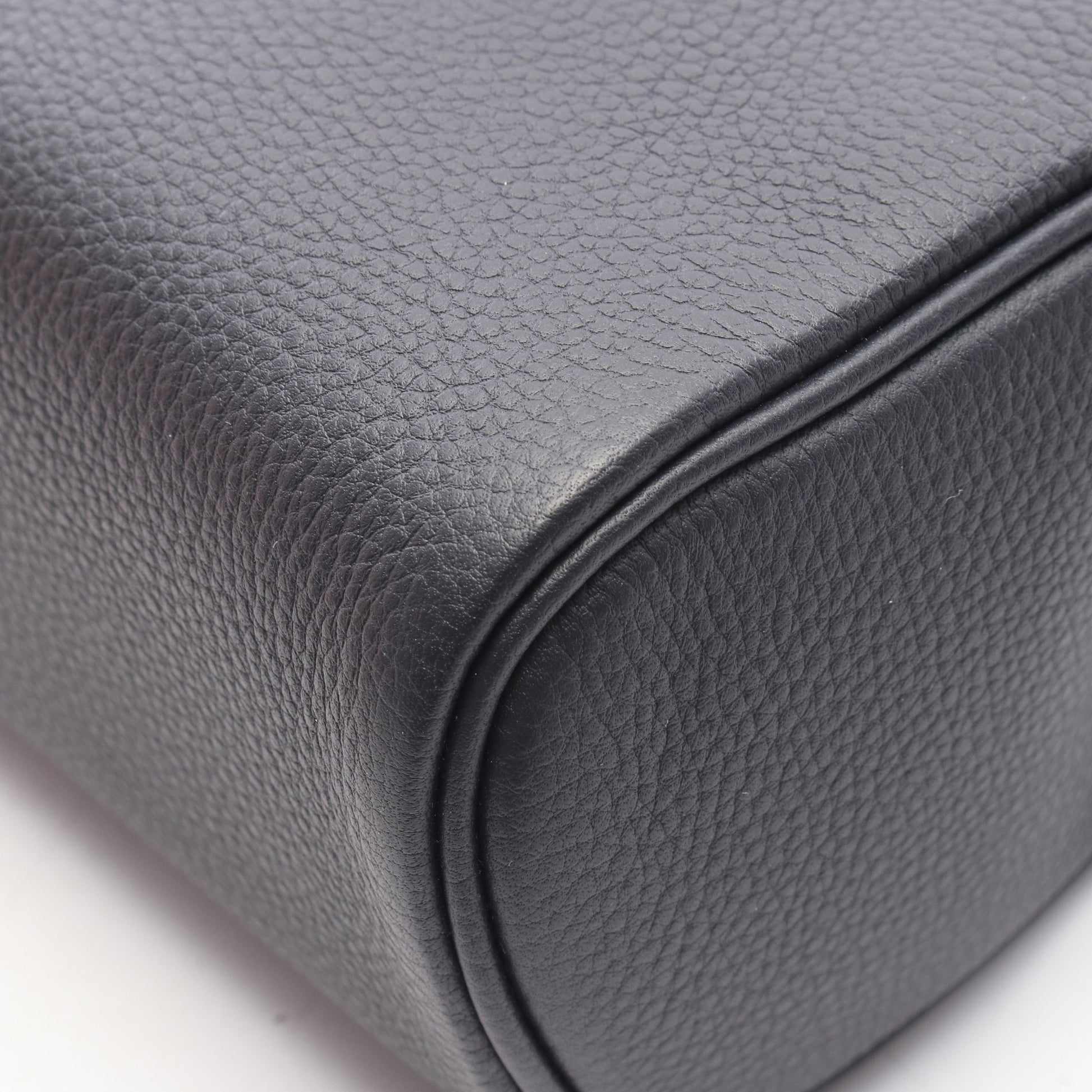 ケリーアッカドPM キャバン ボディバッグ トゴ ダークネイビー シルバー金具 W刻印 エルメス バッグ HERMES