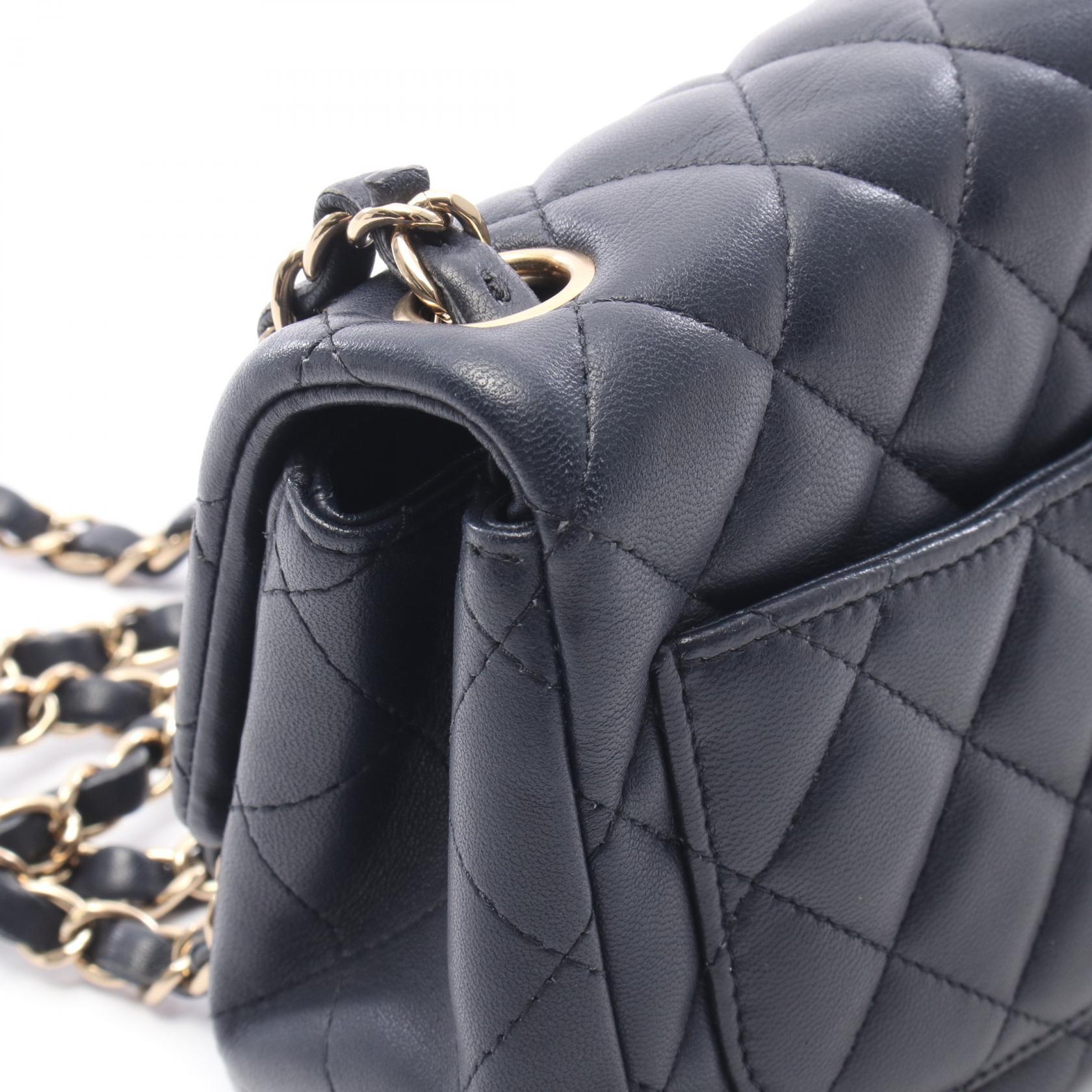 ミニマトラッセ チェーンショルダーバッグ ラムスキン ネイビー ゴールド金具 シャネル バッグ CHANEL