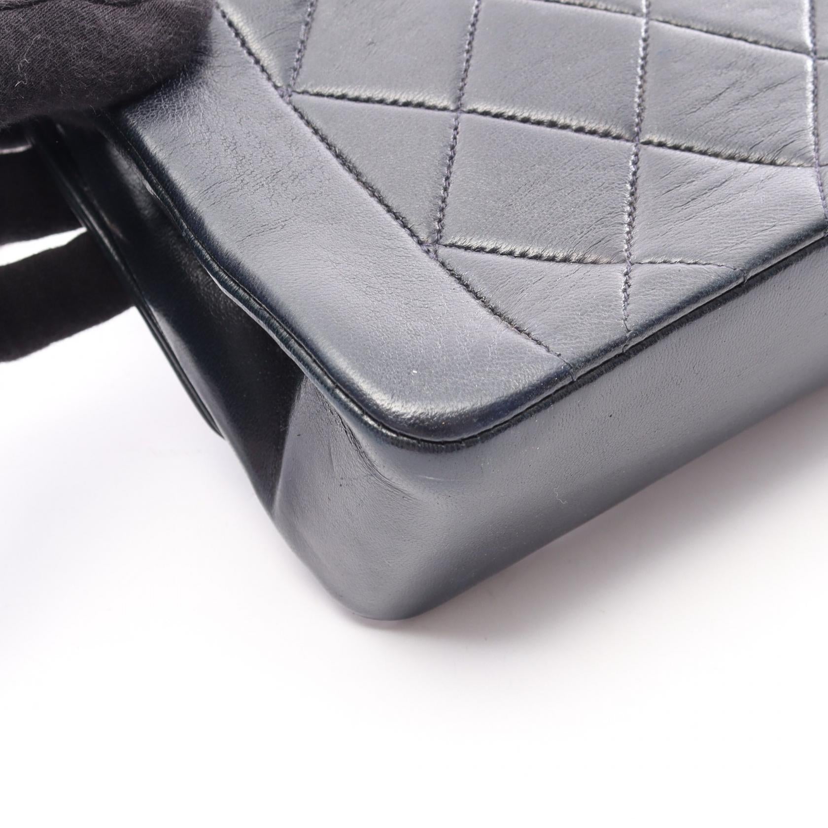 マトラッセ ダイアナフラップ チェーンショルダーバッグ ラムスキン ネイビー ゴールド金具 シャネル バッグ CHANEL