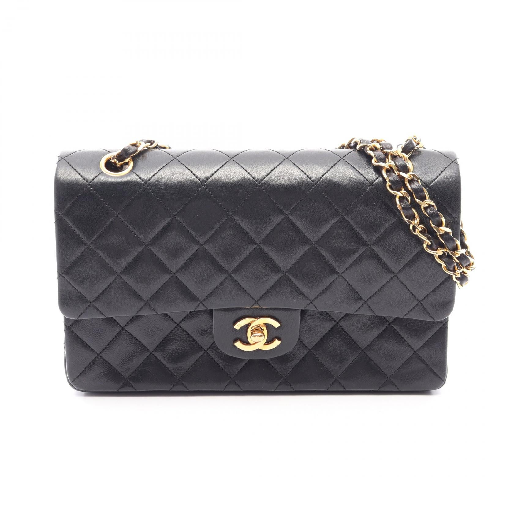 マトラッセ Wフラップ Wチェーンショルダーバッグ ラムスキン ブラック ゴールド金具 シャネル バッグ CHANEL