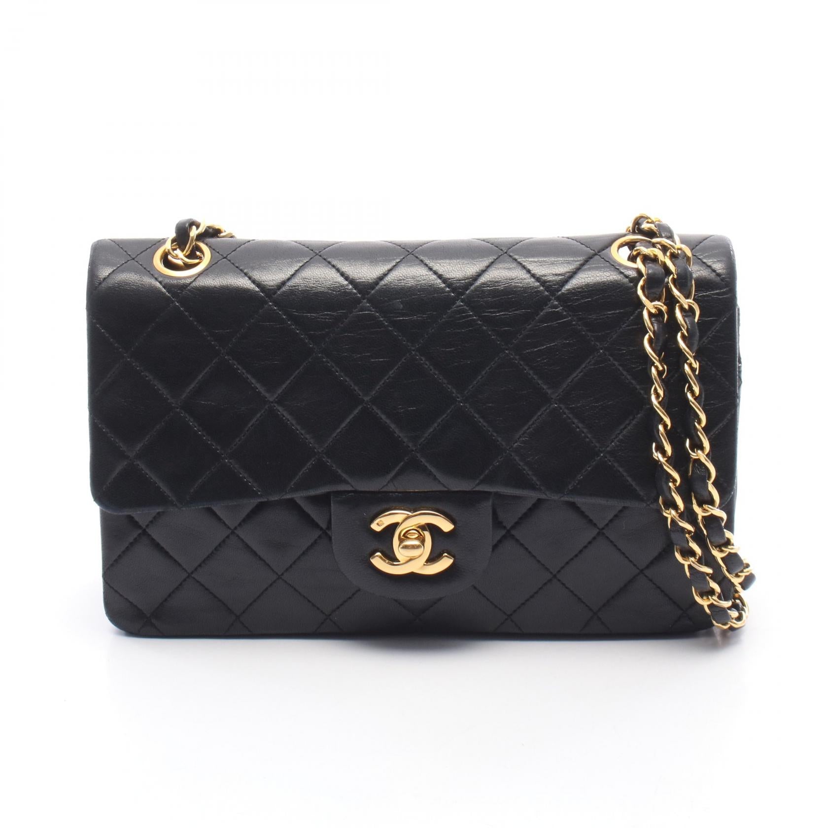 マトラッセ Wフラップ Wチェーンショルダーバッグ ラムスキン ブラック ゴールド金具 シャネル バッグ CHANEL
