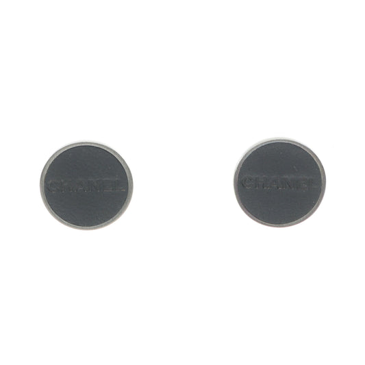 ロゴ 00A イヤリング レザー シルバー ブラック シャネル アクセサリー CHANEL