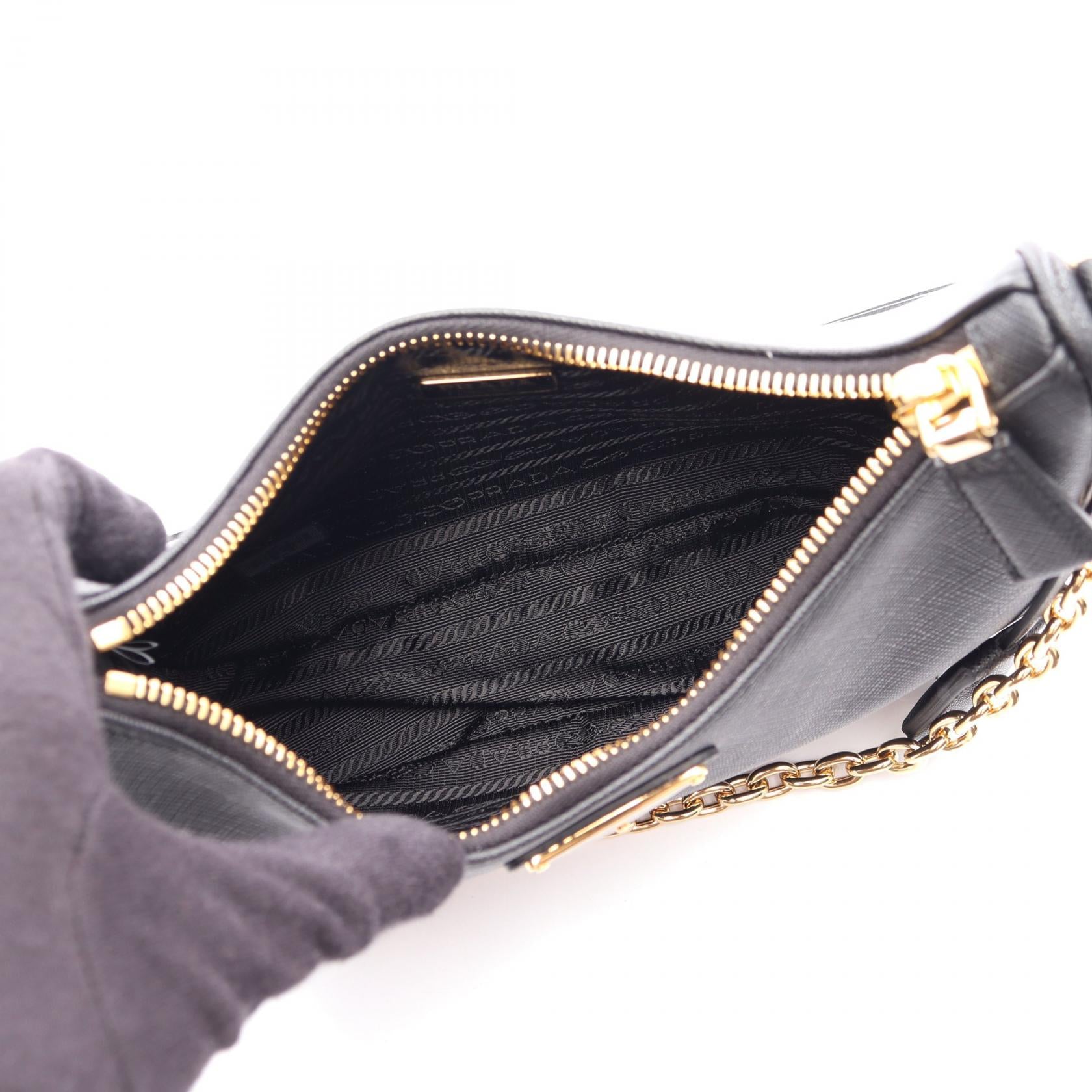 SAFFIANO LUX 2WAY ショルダーバッグ サフィアーノレザー ブラック プラダ バッグ PRADA