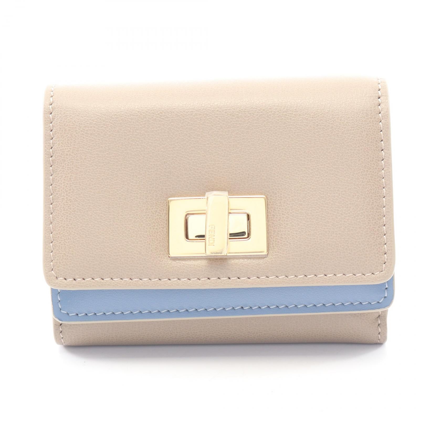 WAY ウェイ 三つ折り財布 レザー グレーベージュ ブルー フェンディ 財布・小物 FENDI