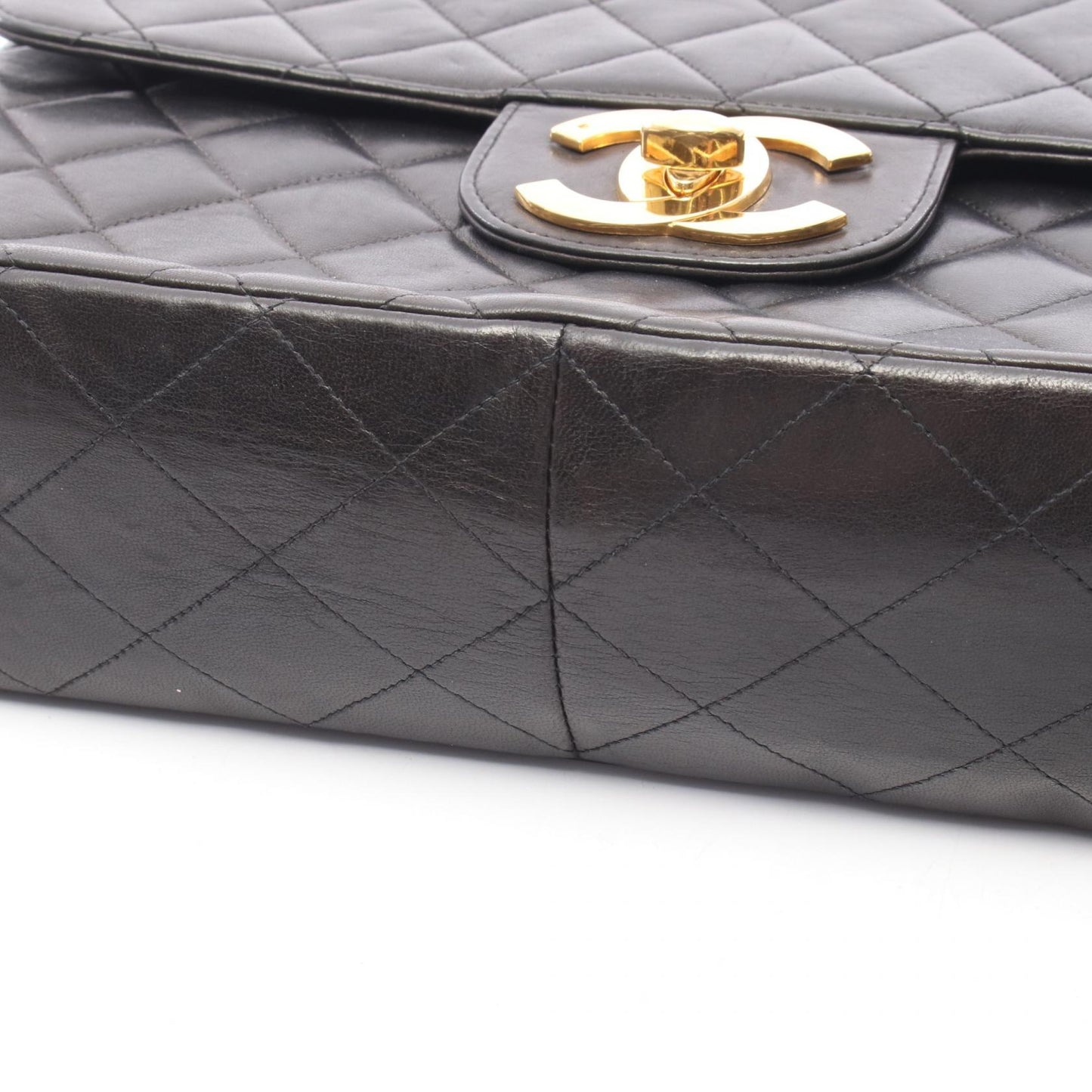 デカマトラッセ 30 シングルフラップ Wチェーンショルダーバッグ ラムスキン ブラック ゴールド金具 シャネル バッグ CHANEL